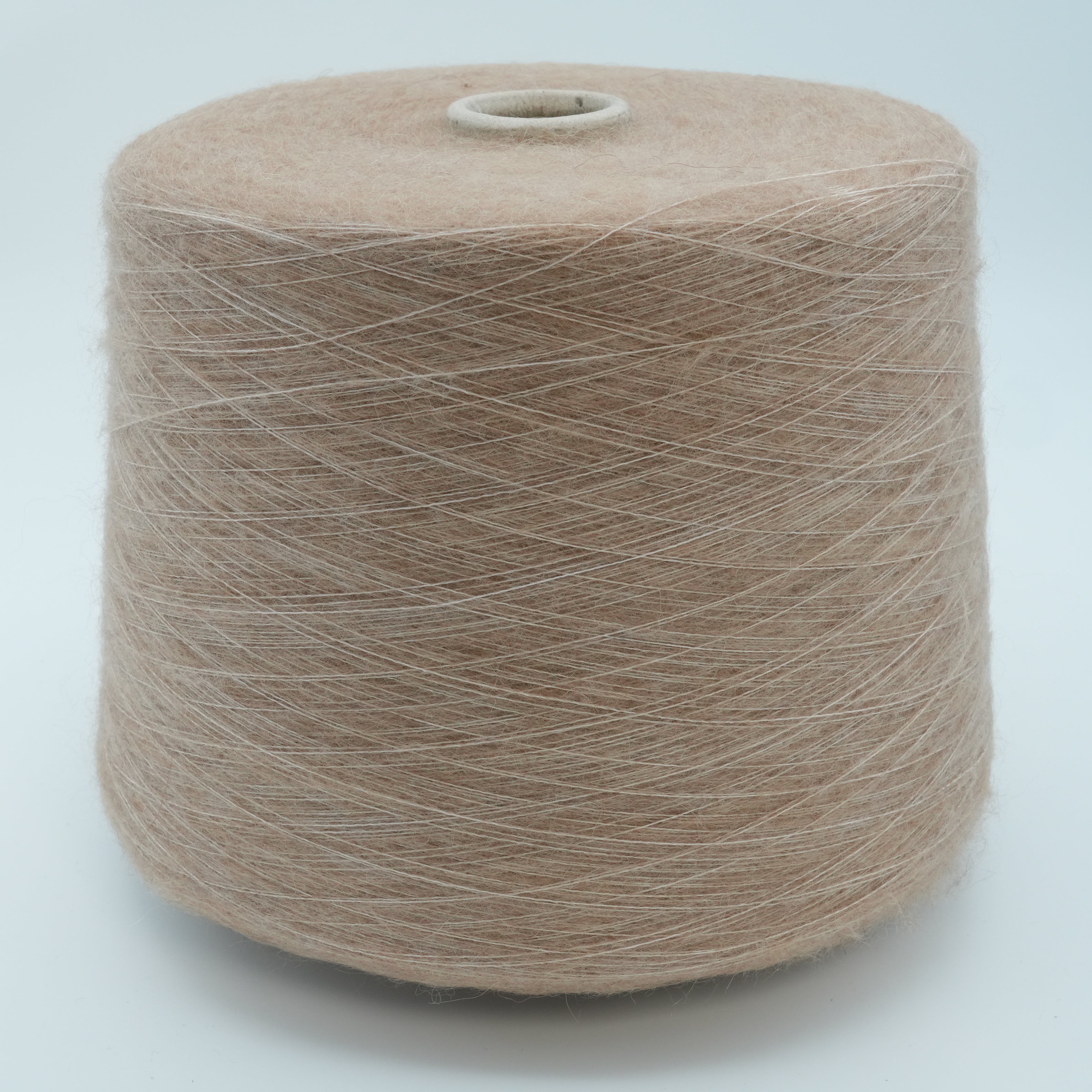Naomi 1500m/100g (1640yds/3.5oz), Latte Cloud – Baby Alpaca, Merino Wool, Polyamide & Elastane Blend