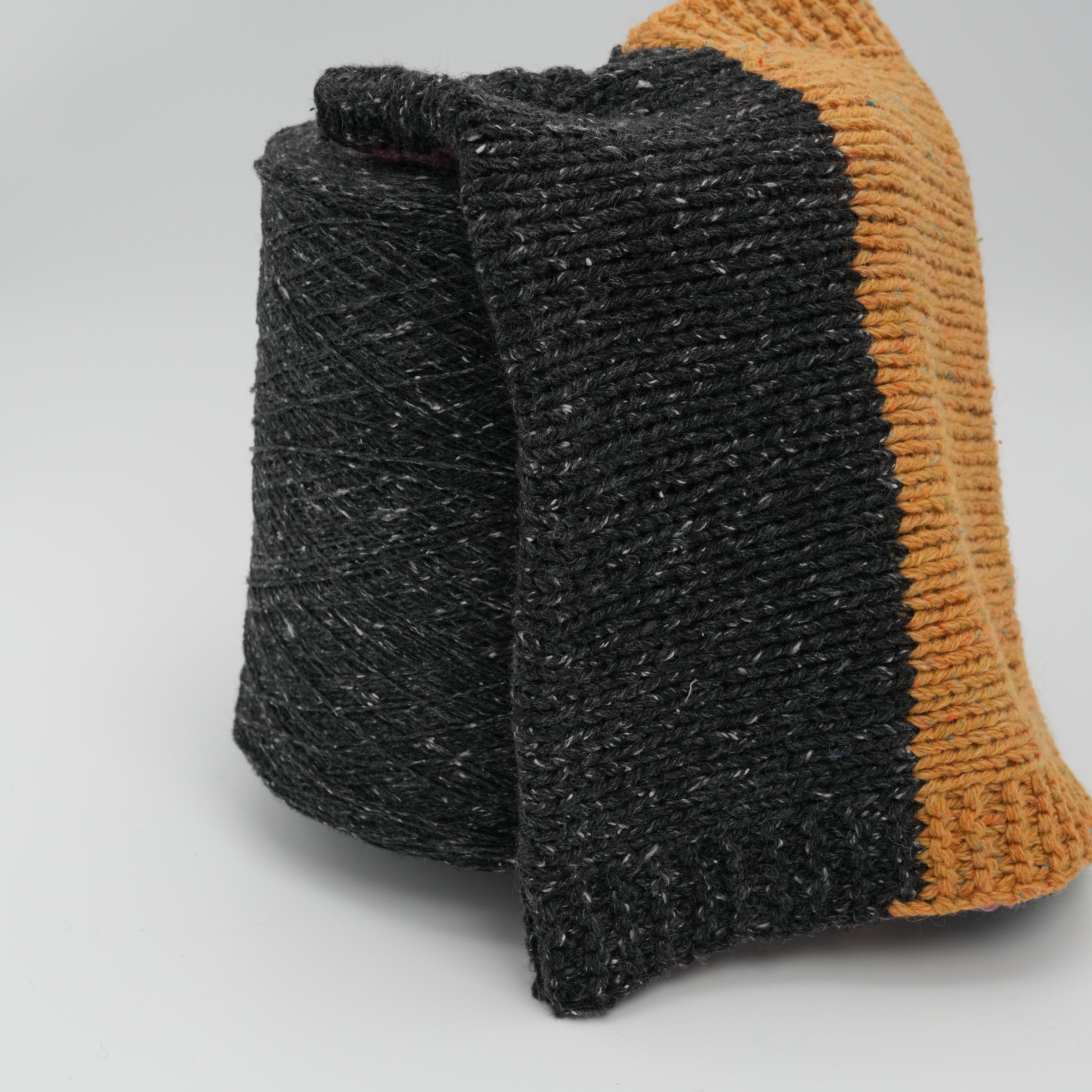 Pigalle 1500m/100g (1640yds/3.5oz), Black Tweed – Wool, Silk, Polyamide & Viscose Blend
