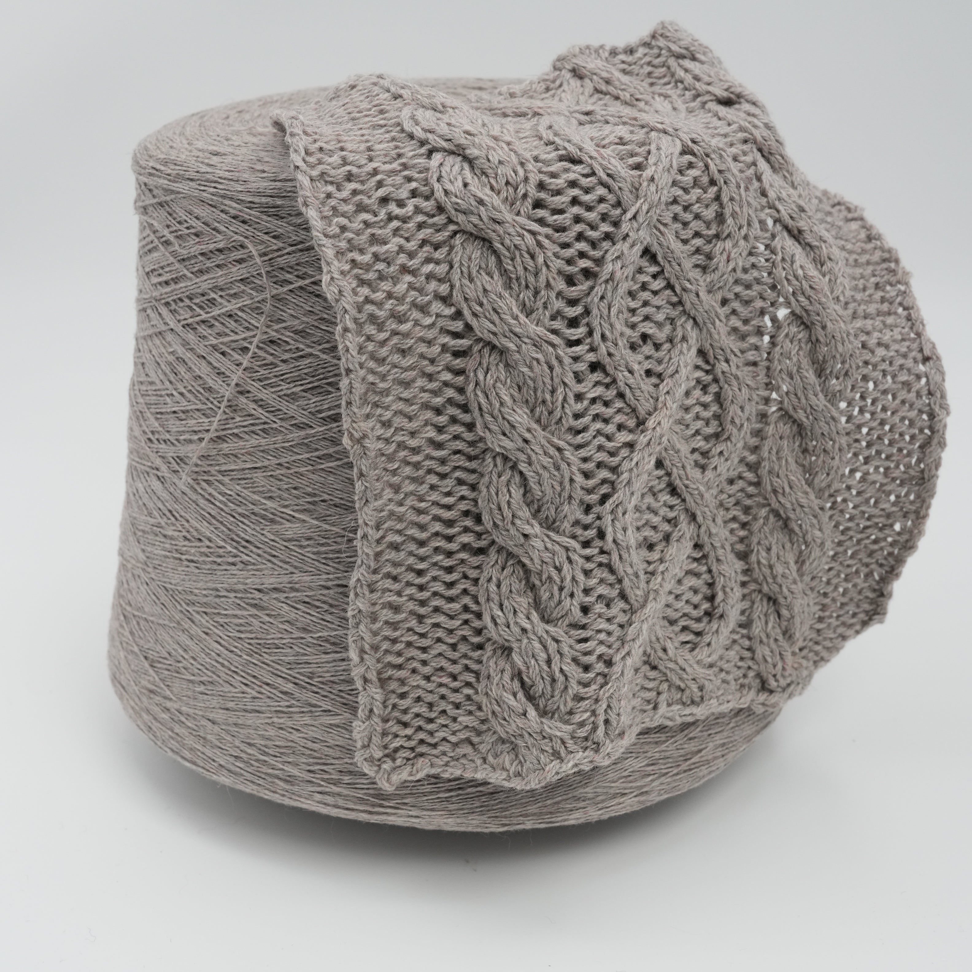 Nuovo 1200m/100g (1312yds/3.5oz), Cold Sand – Cashmere, Wool, Silk, Camel Hair, Viscose & Cotton