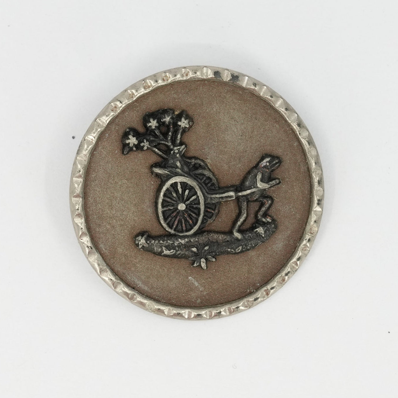 Vintage Button | Cart & Florals – 3.7 cm / 1.46 in