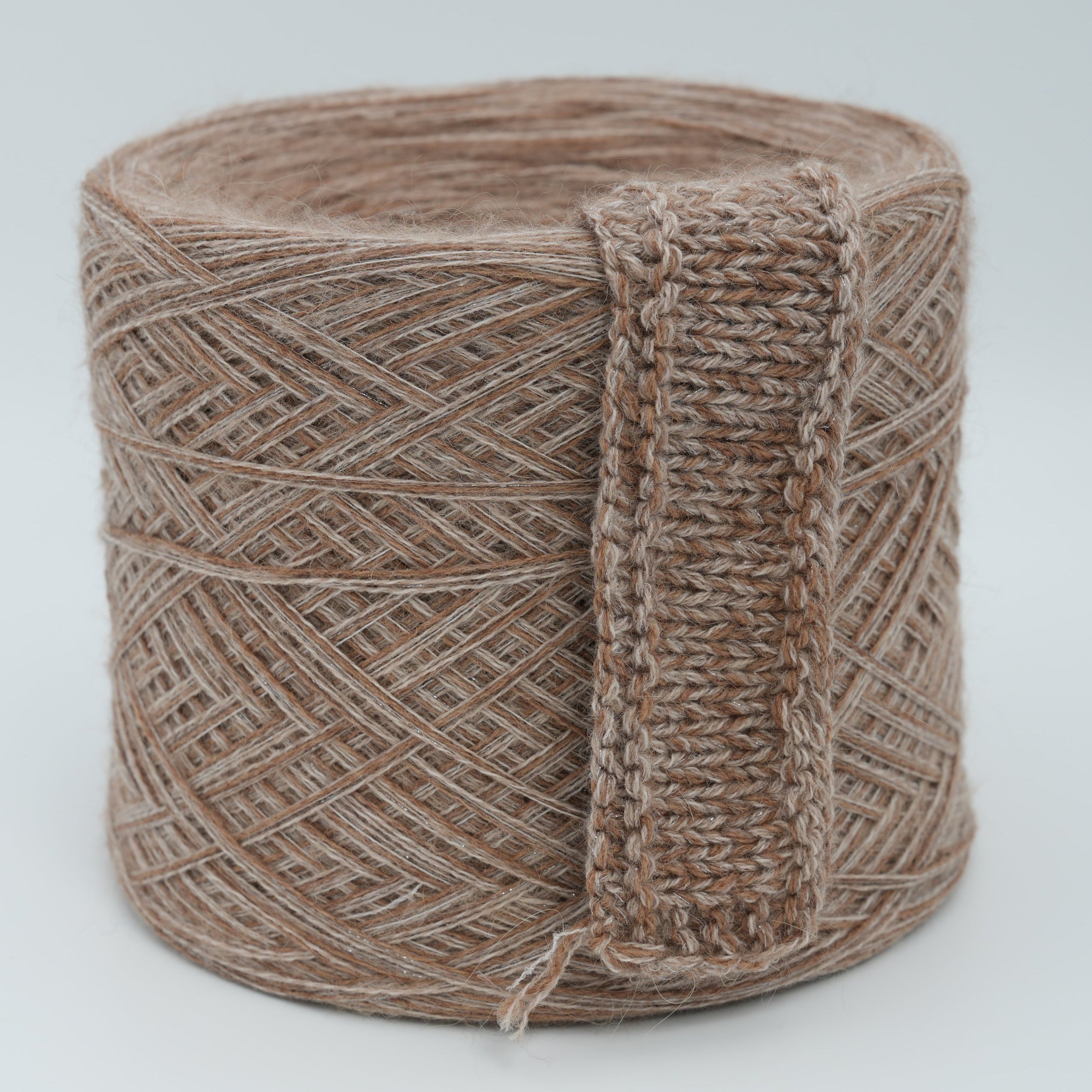 Yarnix – Silvered Sand, 504g – Cashmere, Merino, Alpaca, Polyamide, Elastane & Lurex Blend