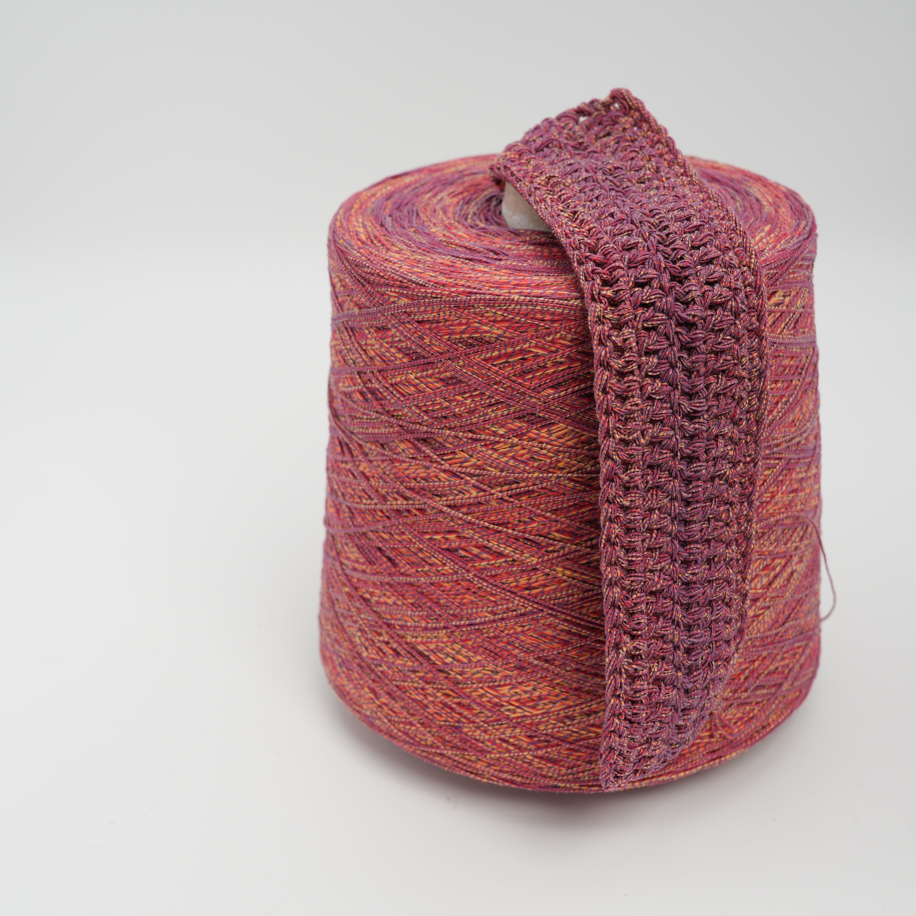 Mixtique 590m/100g (645yds/3.5oz), Berry Ember – Cotton & Polyamide Blend