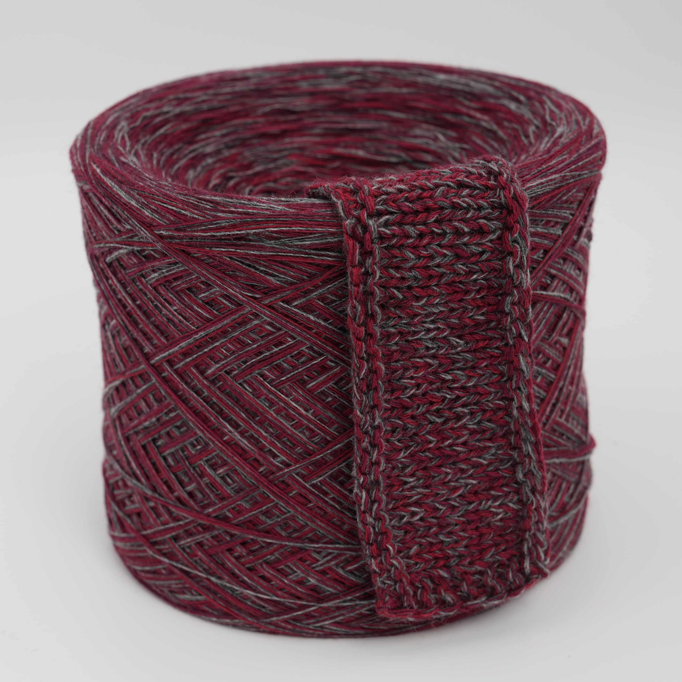 Yarnix – Bordeaux Drift, 425g – Merino, Cashmere & Other Fibers Blend