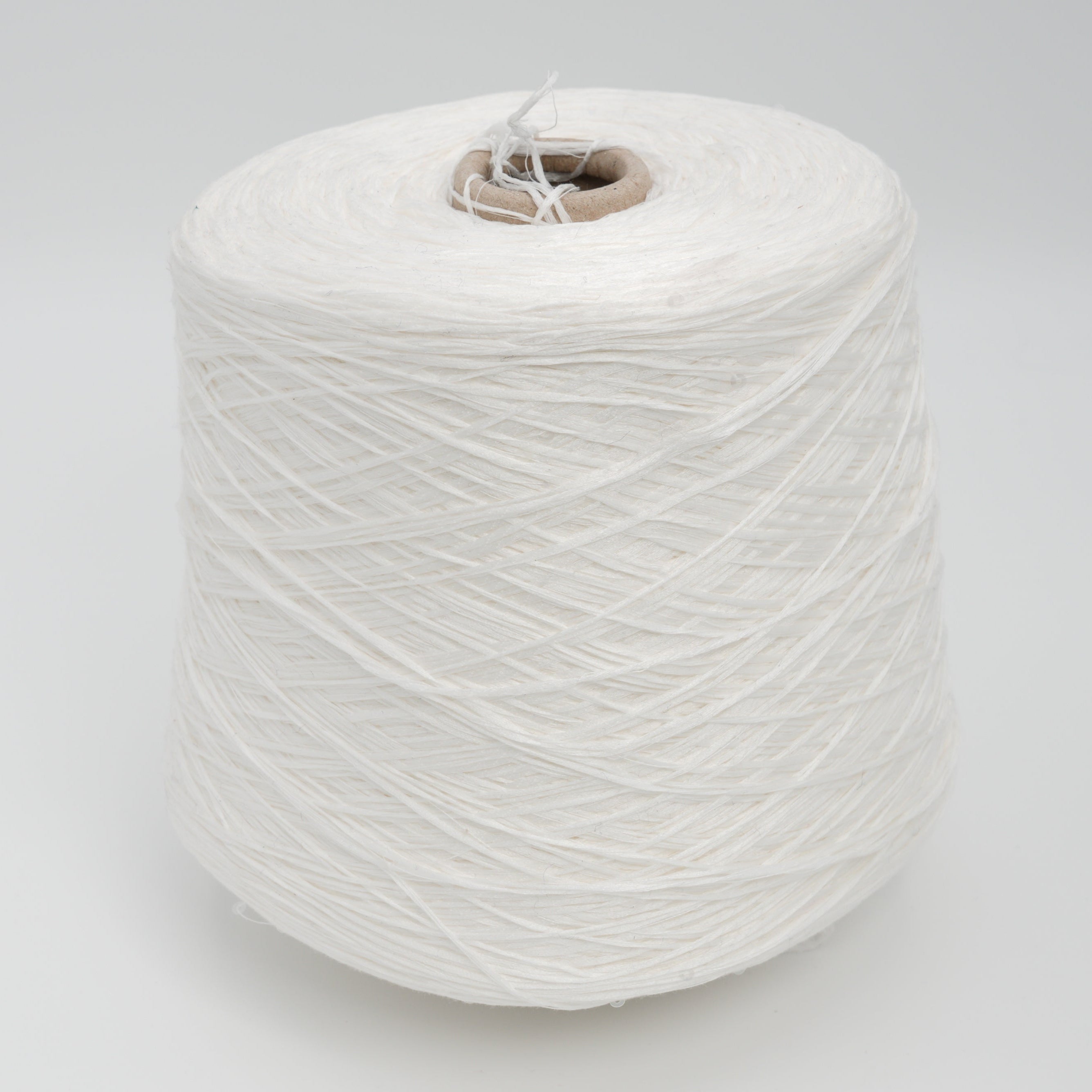 Eucalipto 510m/100g (558yds/3.5oz), Sparkling Snow – 100% Eucalyptus Viscose