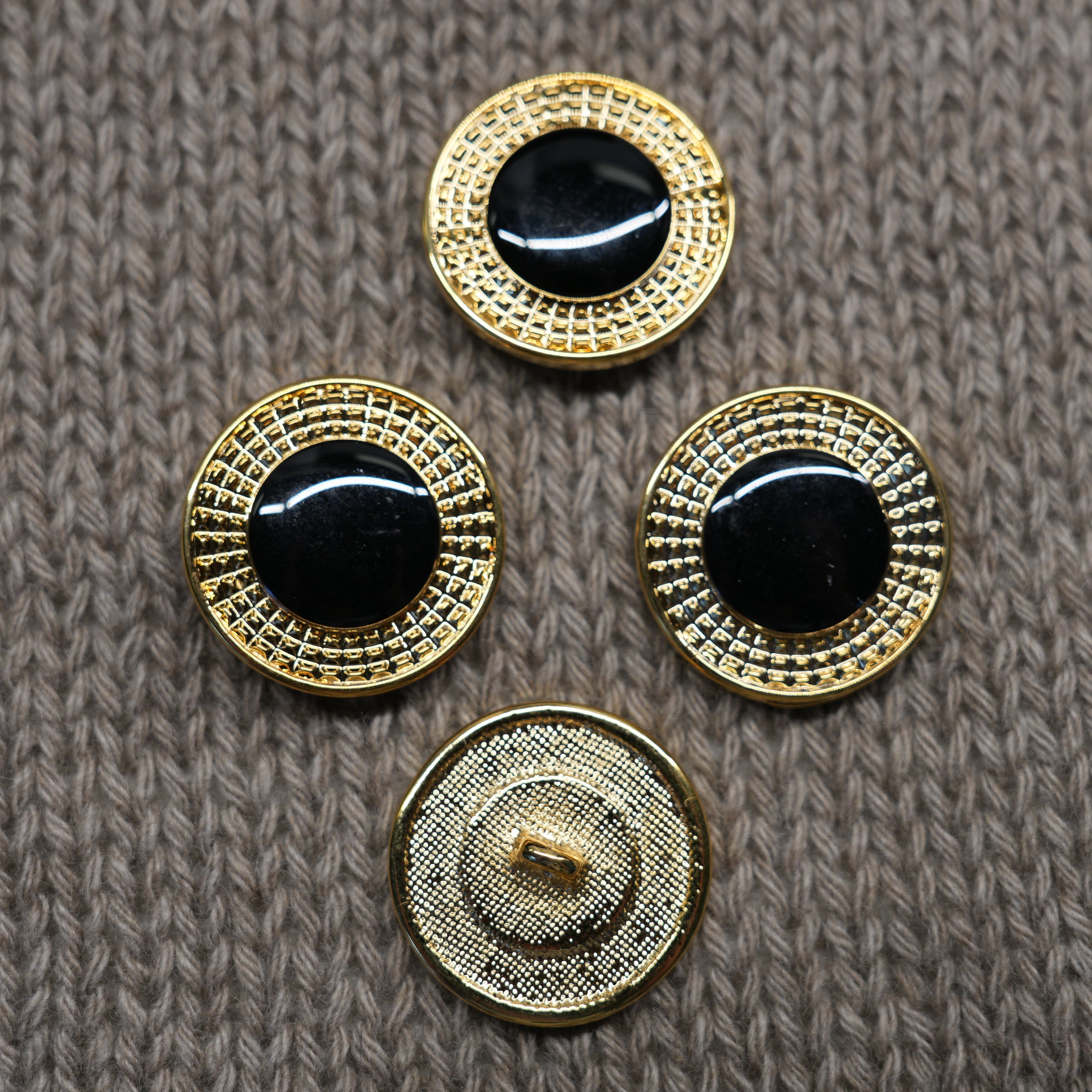 Button 26mm · Shank · Fratelli Bonfanti (Italy)