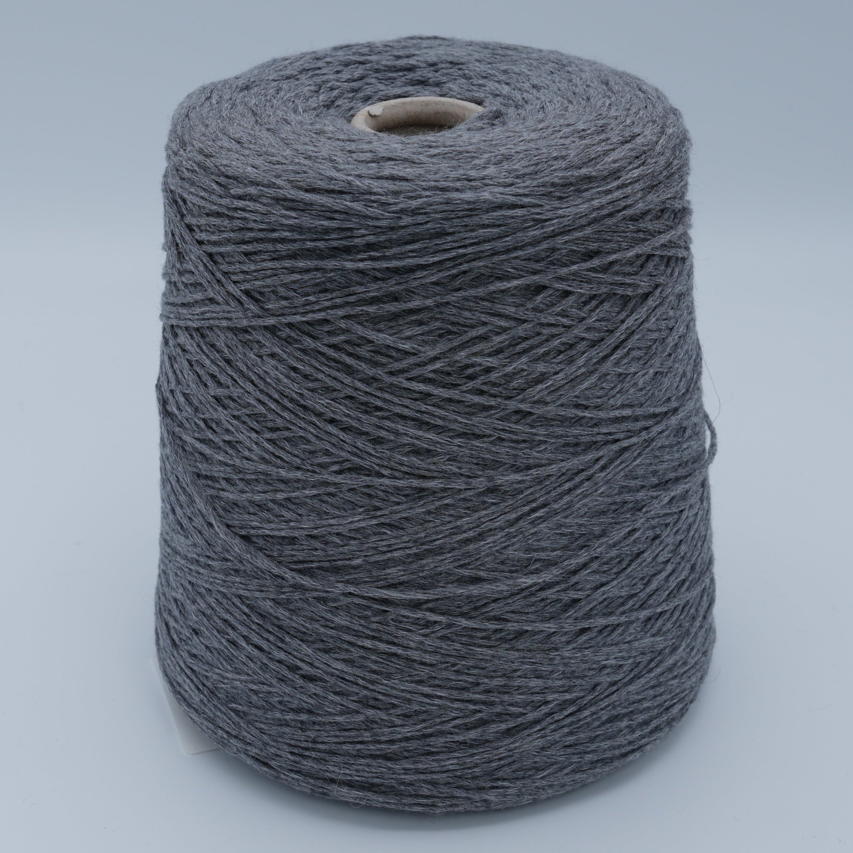 Dorotea 12/28000 233m/100g (255yds/3.5oz) – 100WV