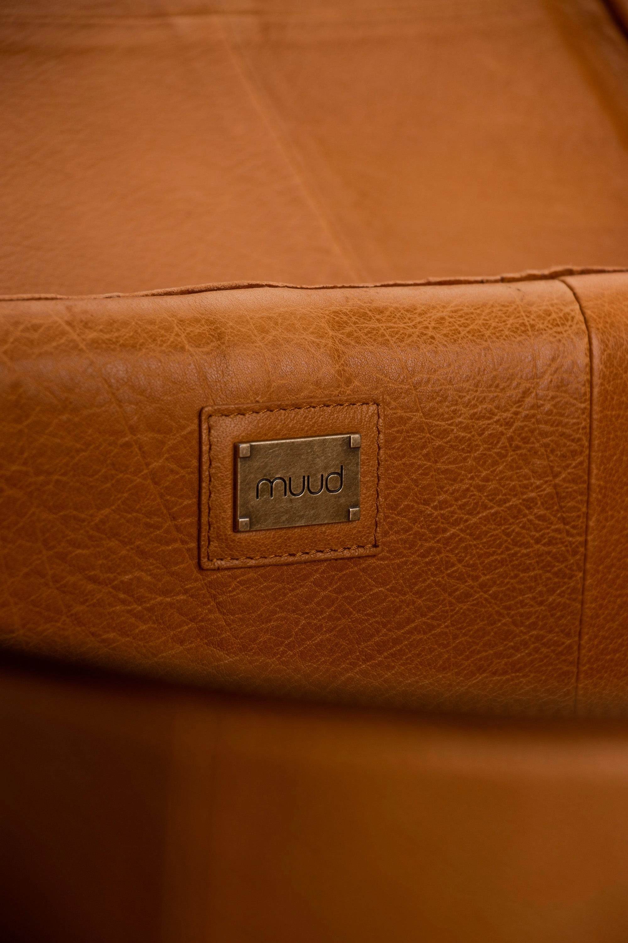 MUUD Mars – Premium Leather Hard Case