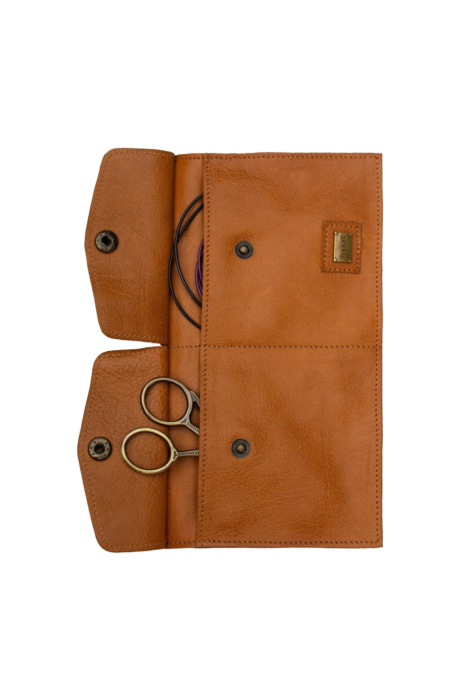MUUD Carita H – Detachable Leather Accessory Case