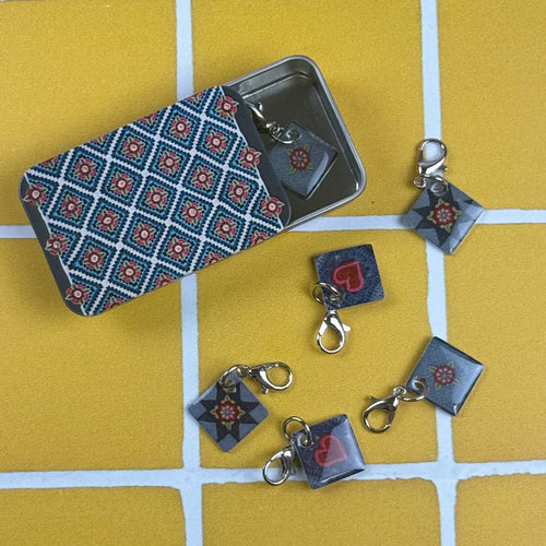 Locking Stitch Markers (Set of 6) in Pocket Tin by Emma Ball
