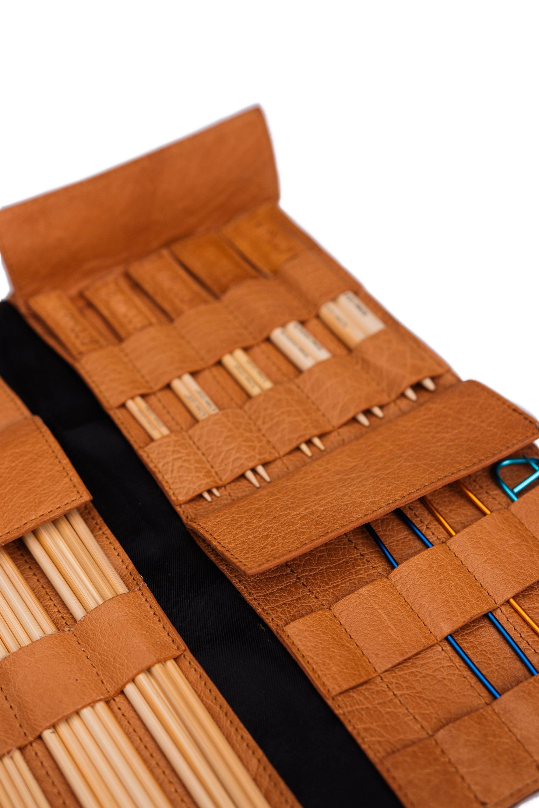 MUUD Lucy – Handmade Leather Knitting Case