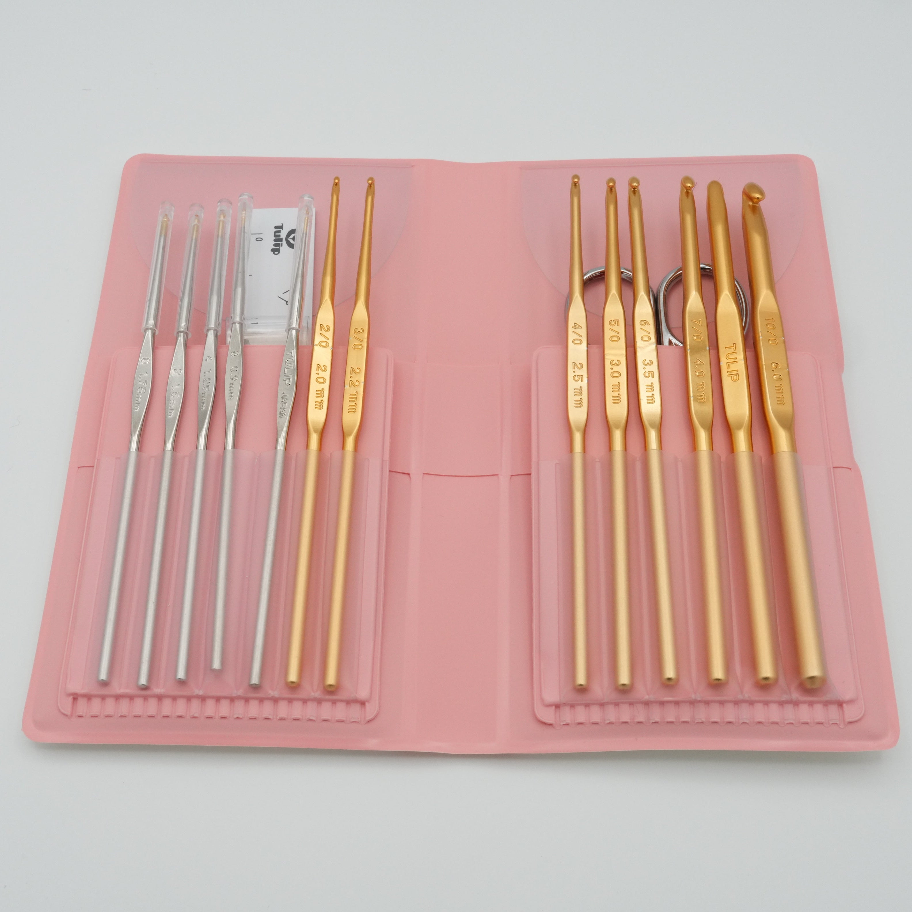 Tulip Crochet Hooks Set Classic 4 18pc TCK-004e