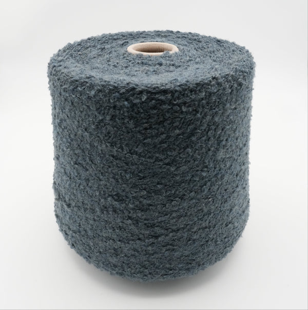 Airy Ash Bouclé 310m/100g (339yds/3.5oz), Soft Gray – Wool, Silk & Polyamide Bouclé Blend