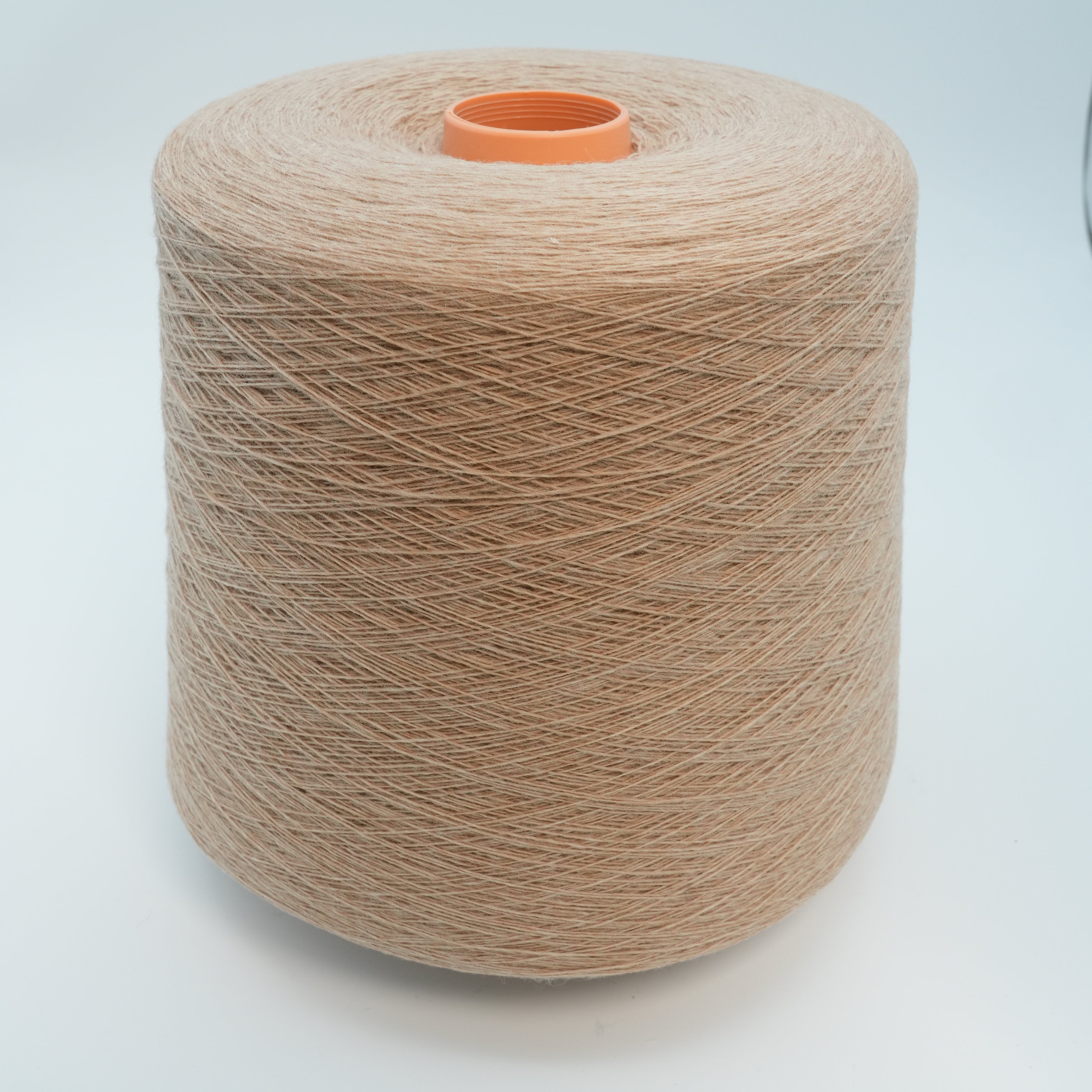 Almond Cream 1500m/100g (1640yds/3.5oz), Almond Cream – 100% Baby Merino Wool