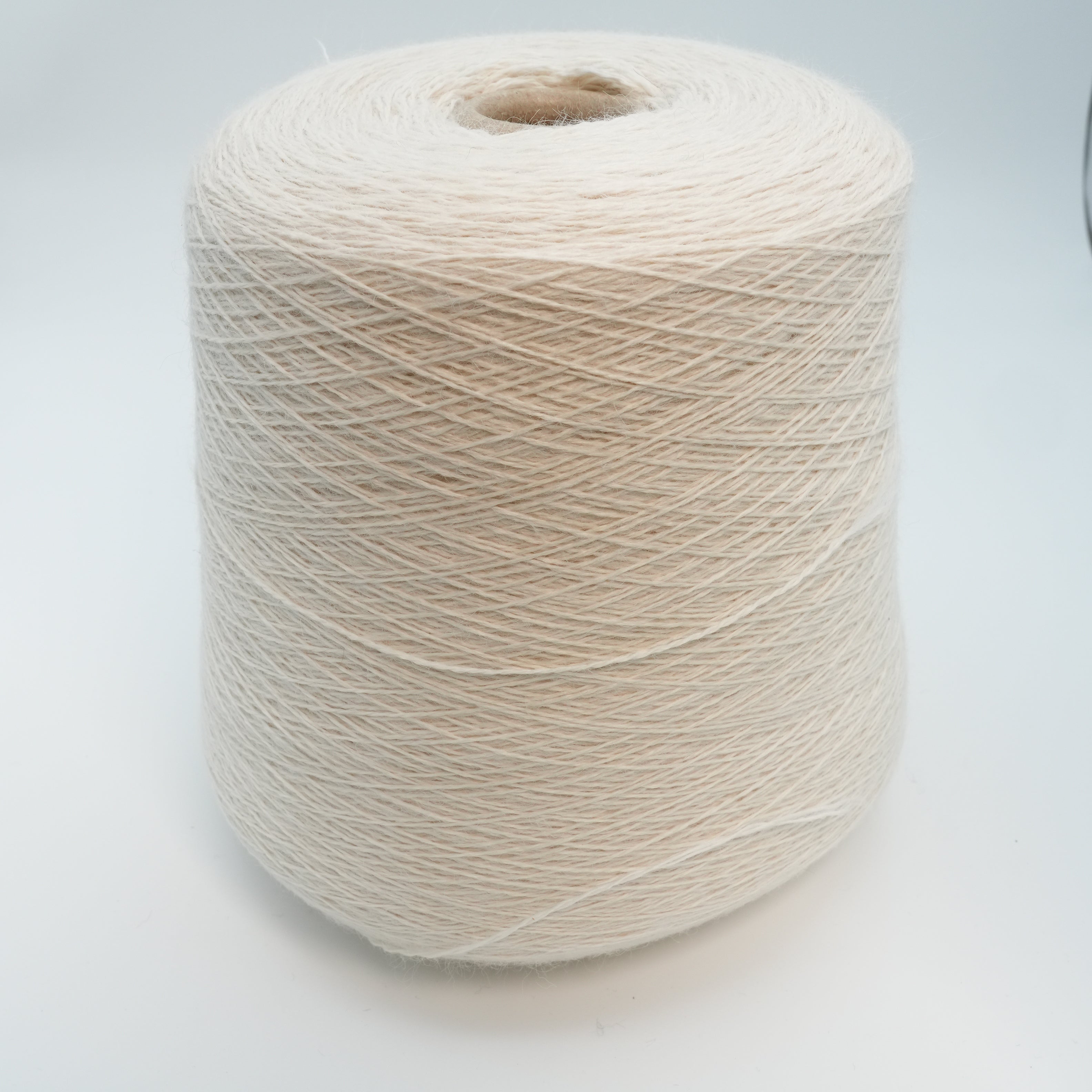 Creamy Fog 600m/100g (656yds/3.5oz), Creamy Beige – Baby Alpaca & Extra Fine Merino Wool Blend