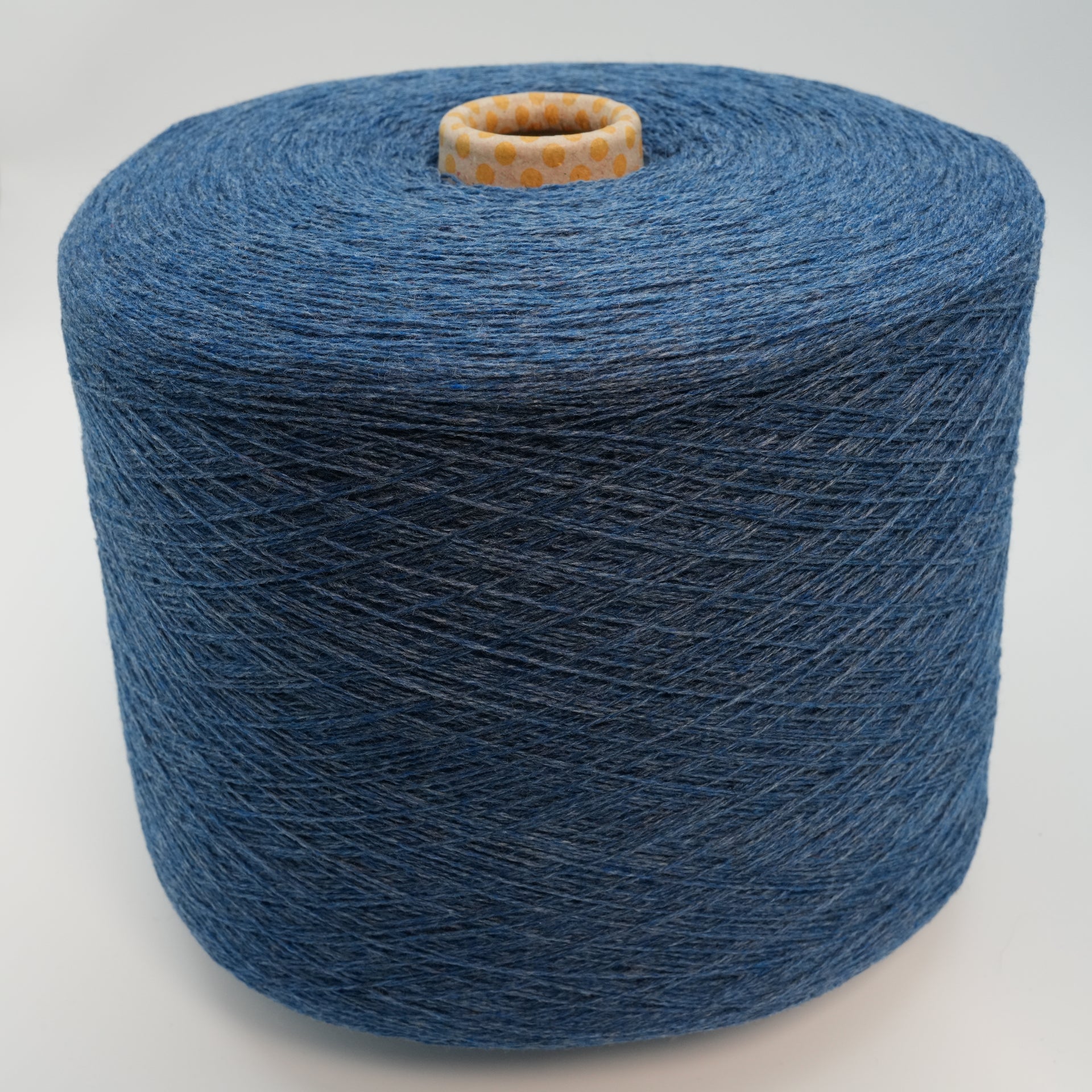 Nuovo 1200m/100g (1312yds/3.5oz), Frosted Blue – Cashmere, Virgin Wool, Silk, Viscose & Camel Hair Blend