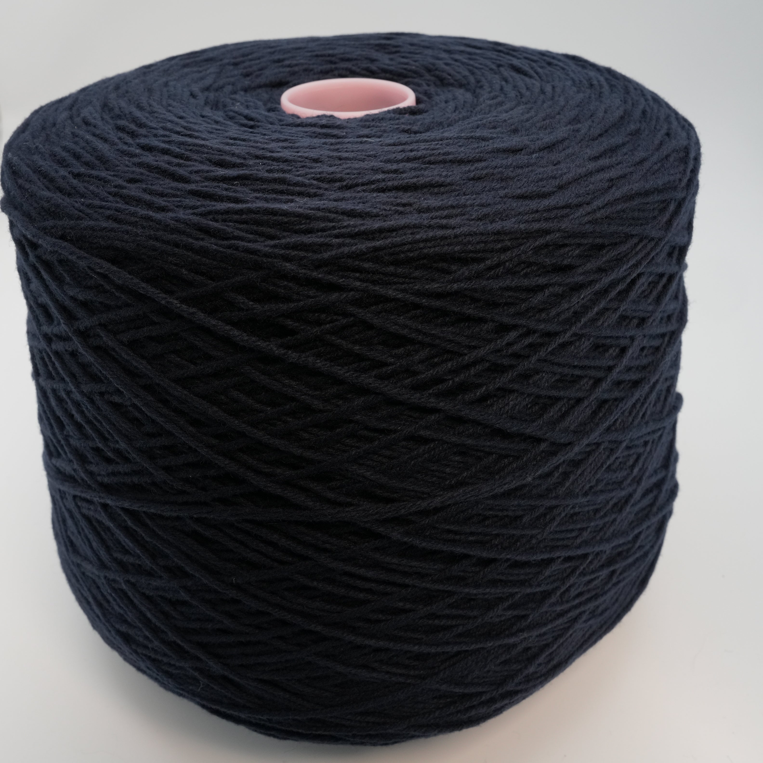 Hibiscus 200m/100g (218yds/3.5oz), Deep Blue – 100% Fine Virgin Wool