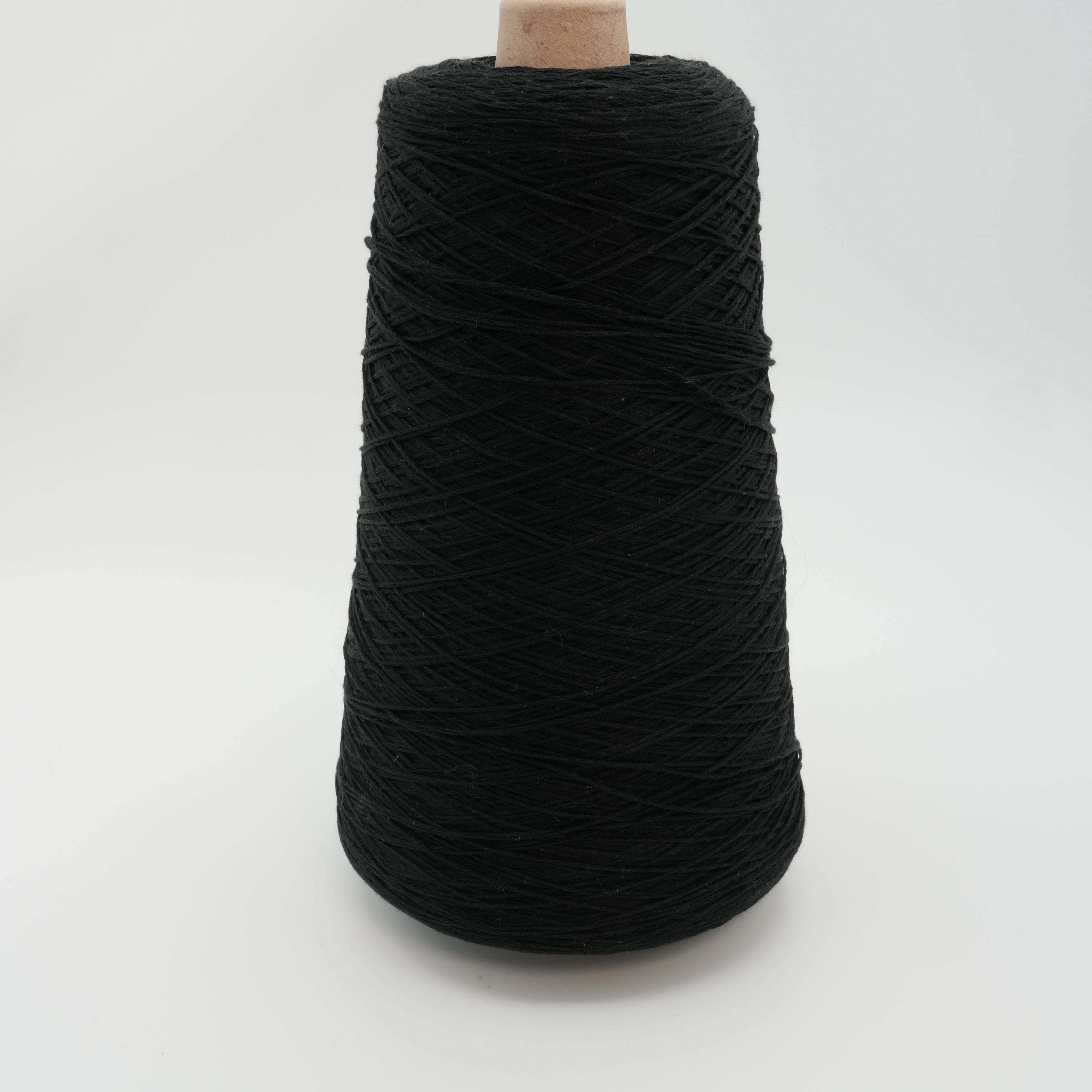 Black Silk 385m/100g (421yds/3.5oz), Jet Black – 100% Silk