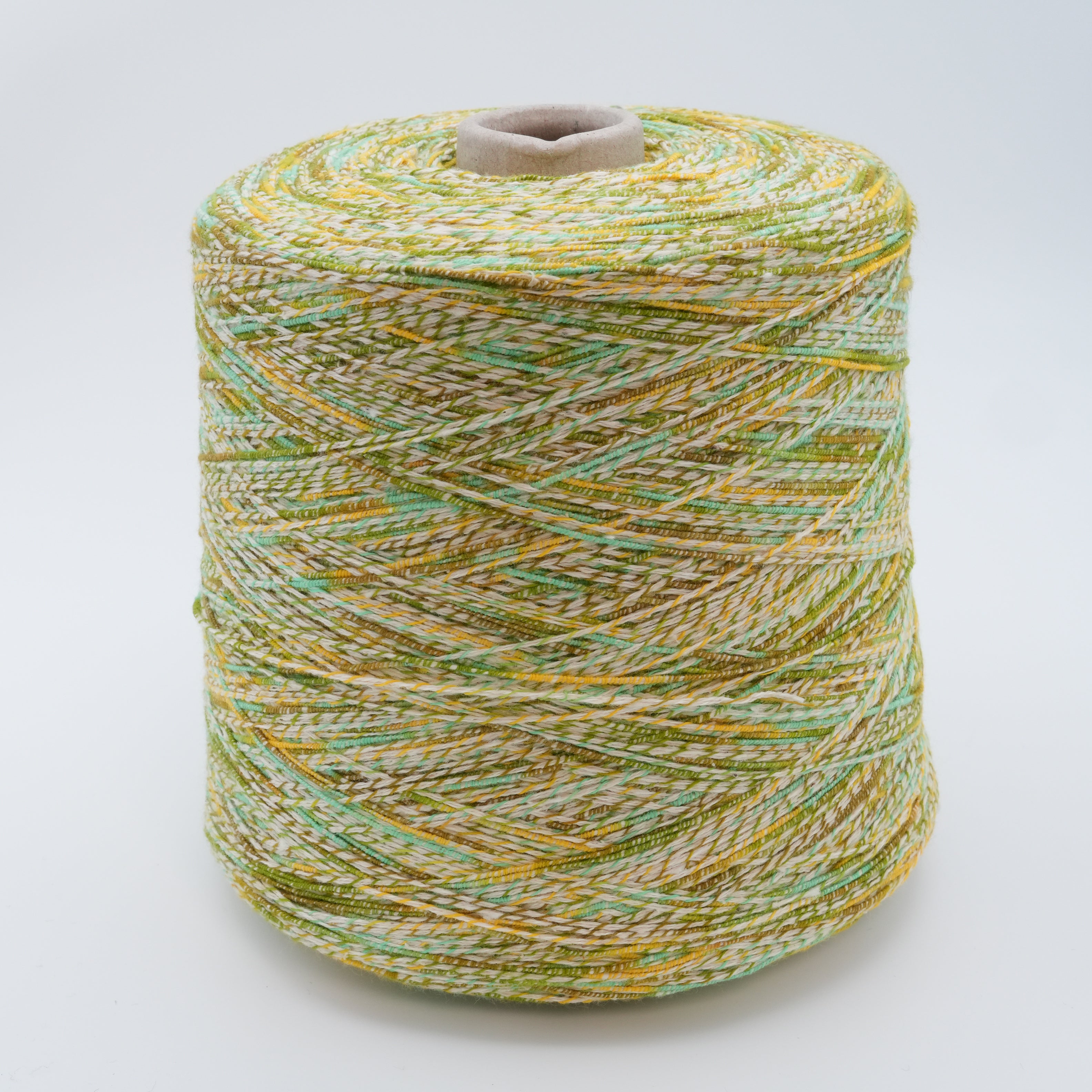 Domino 410m/100g (448yds/3.5oz), Harlequin 4101 – Silk, Viscose & Cotton Blend
