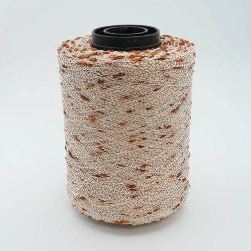 Luckystar 600m/100g (656yds/3.5oz) – Viscose, Polyamide & Metallized Polyester Blend