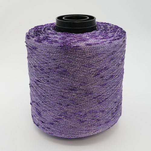 Luckystar 600m/100g (656yds/3.5oz) – Viscose, Polyamide & Metallized Polyester Blend