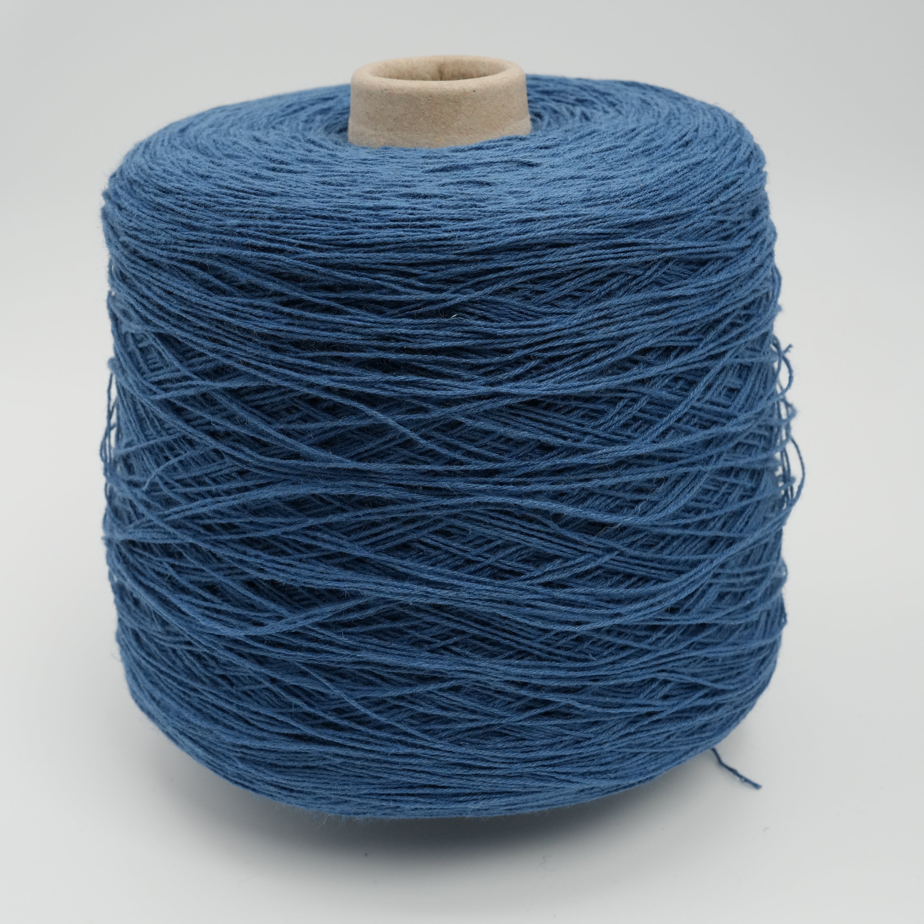 Flaxappeal 625m/100g (683yds/3.5oz), Denim Mist – 100% Linen