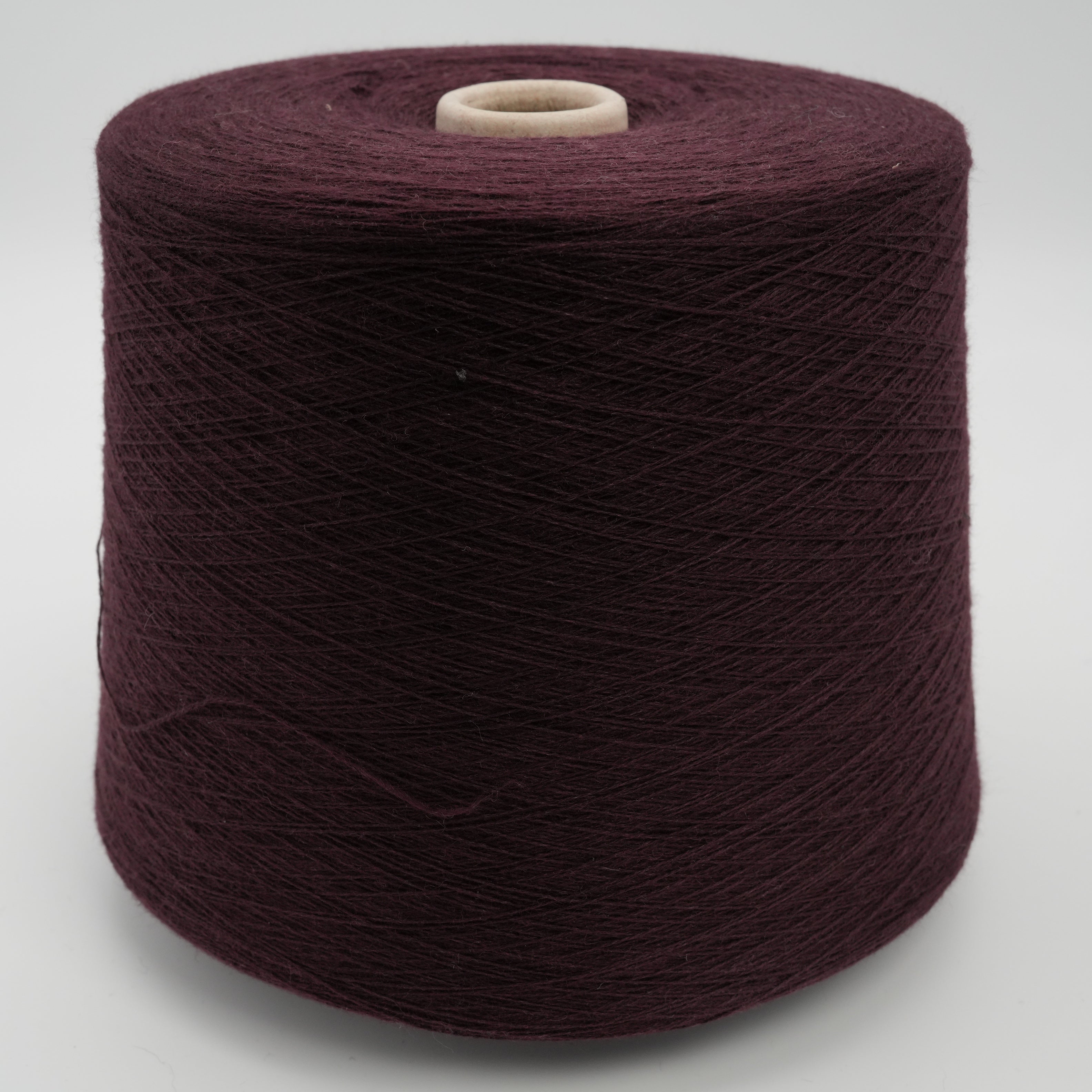Woolcot 900m/100g (984yds/3.5oz), Mulberry Wine – Cotton & Wool Blend