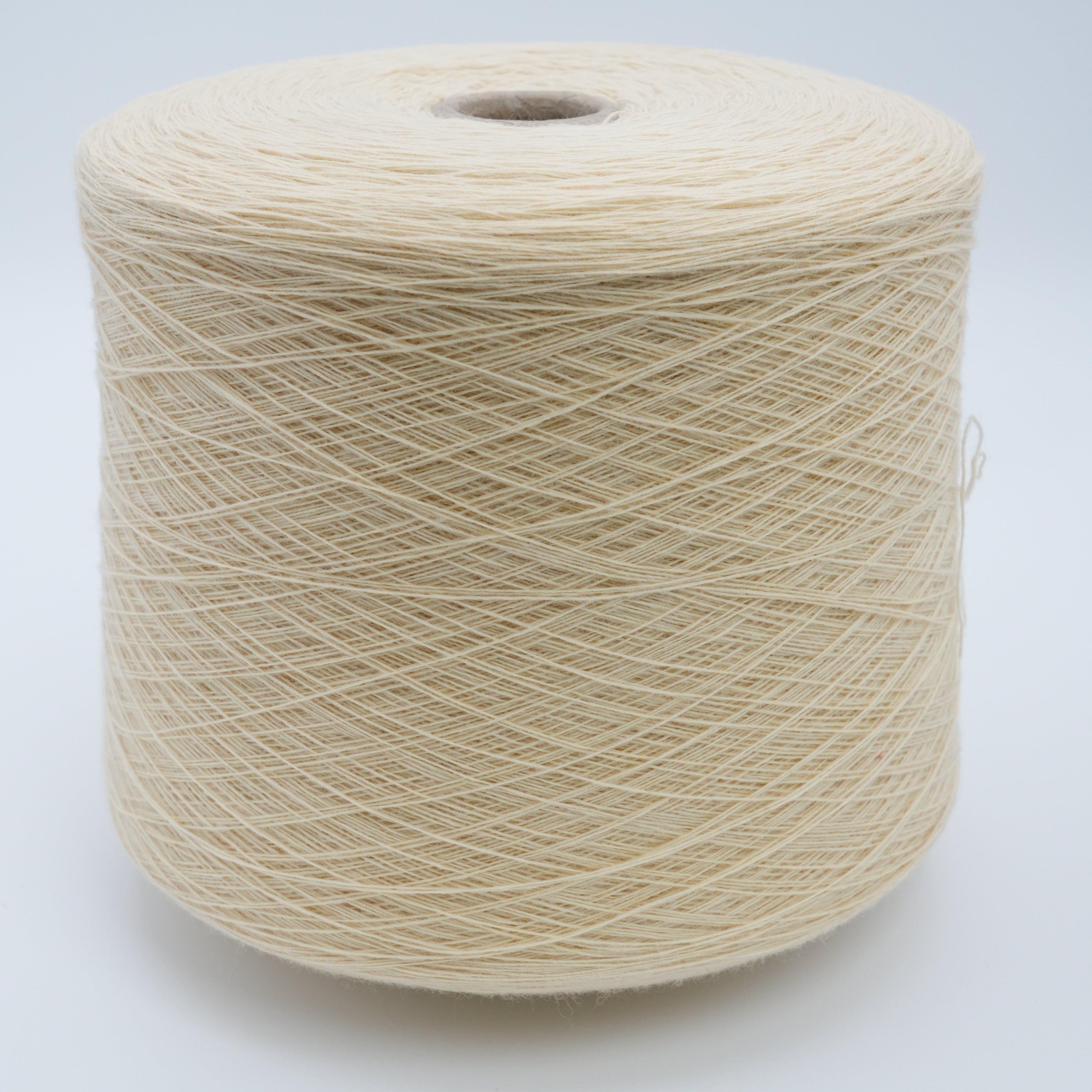 Canberra 1500m/100g (1640yds/3.5oz), Vanilla Husk – 100% Virgin Wool (Lambswool)