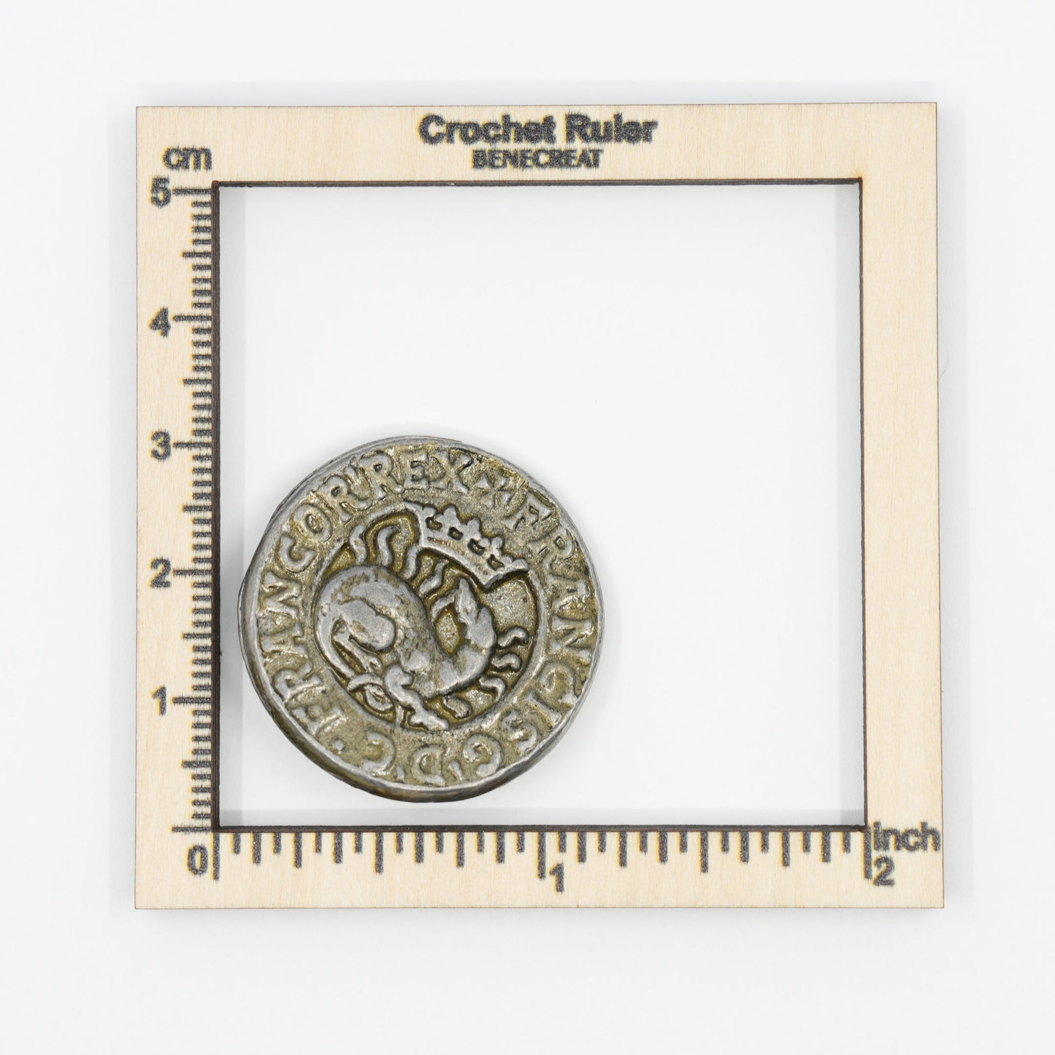Set of 2 Vintage Heraldic Coin-Style Buttons | 3.1 cm (1.22 in)