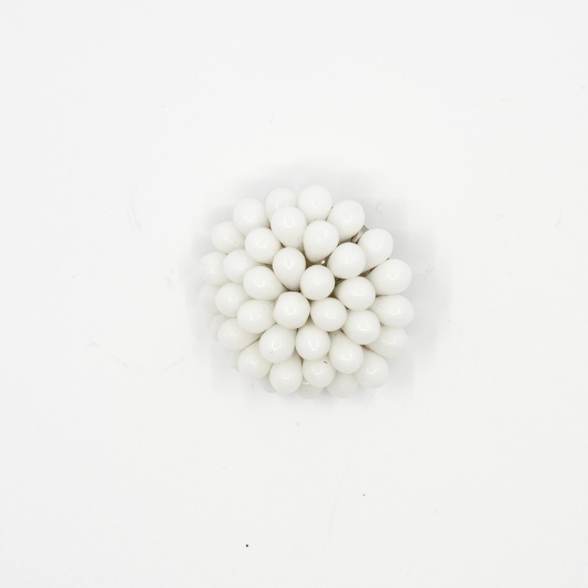 Vintage Cluster Dome Buttons – White Glass Beads (Set of 4), 3.0 cm / 1.18 in