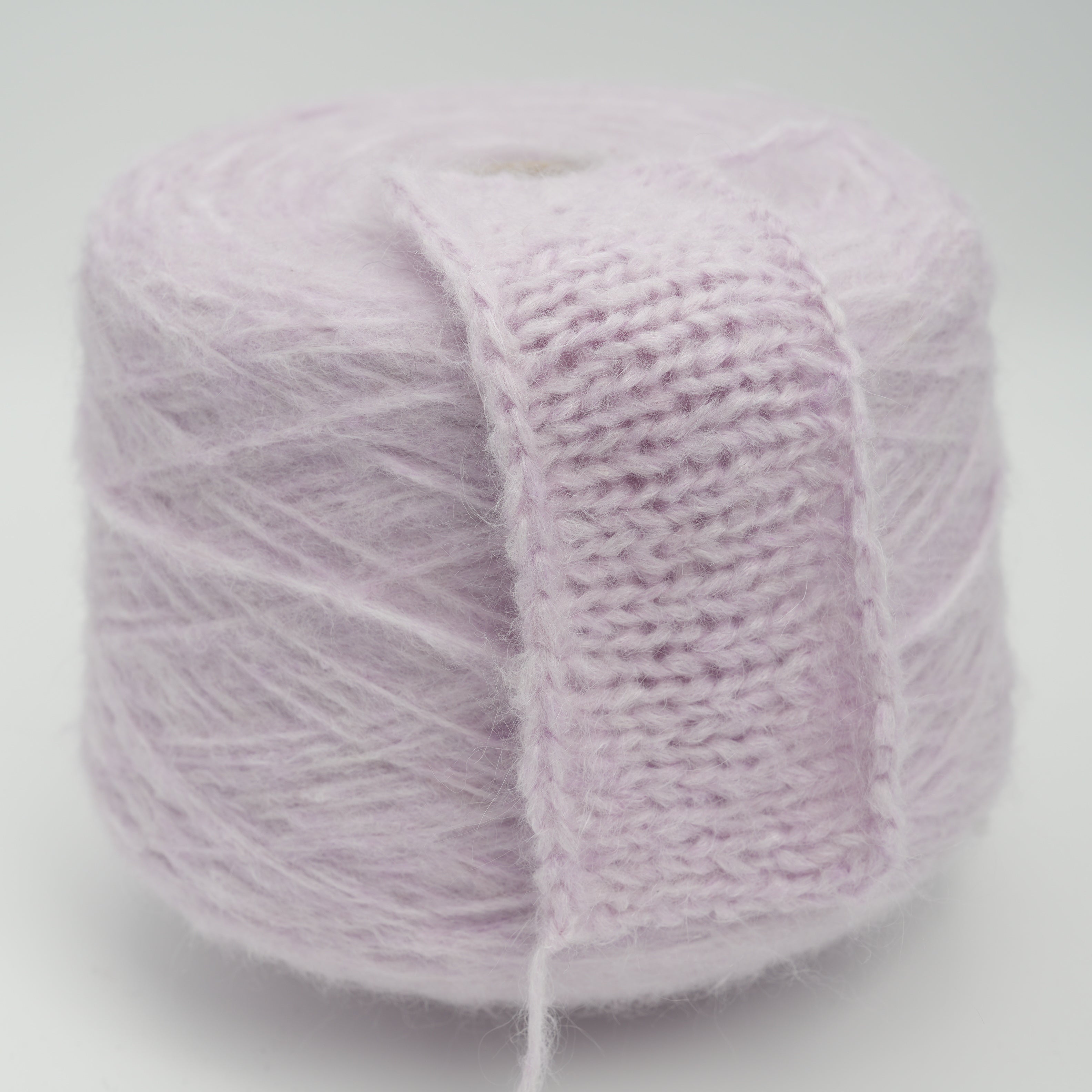 Fantastico 160m/100g (175yds/3.5oz), Frosted Lilac – Wool, Merino Wool, Baby Alpaca, Polyamide & Viscose Blend