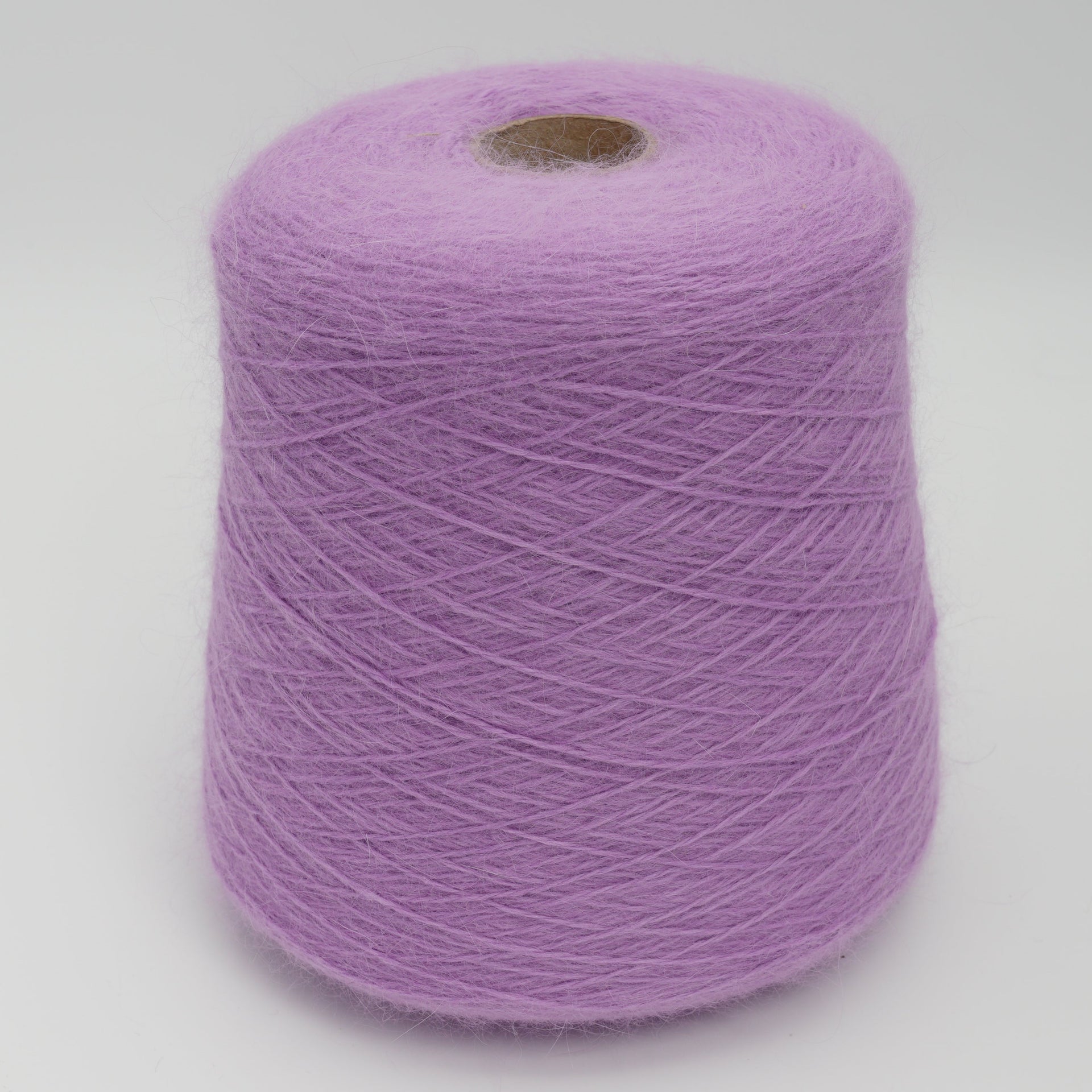 Roger NM2/10 500m/100g (547yds/3.5oz), Frosted Orchid – Angora & Polyamide Blend