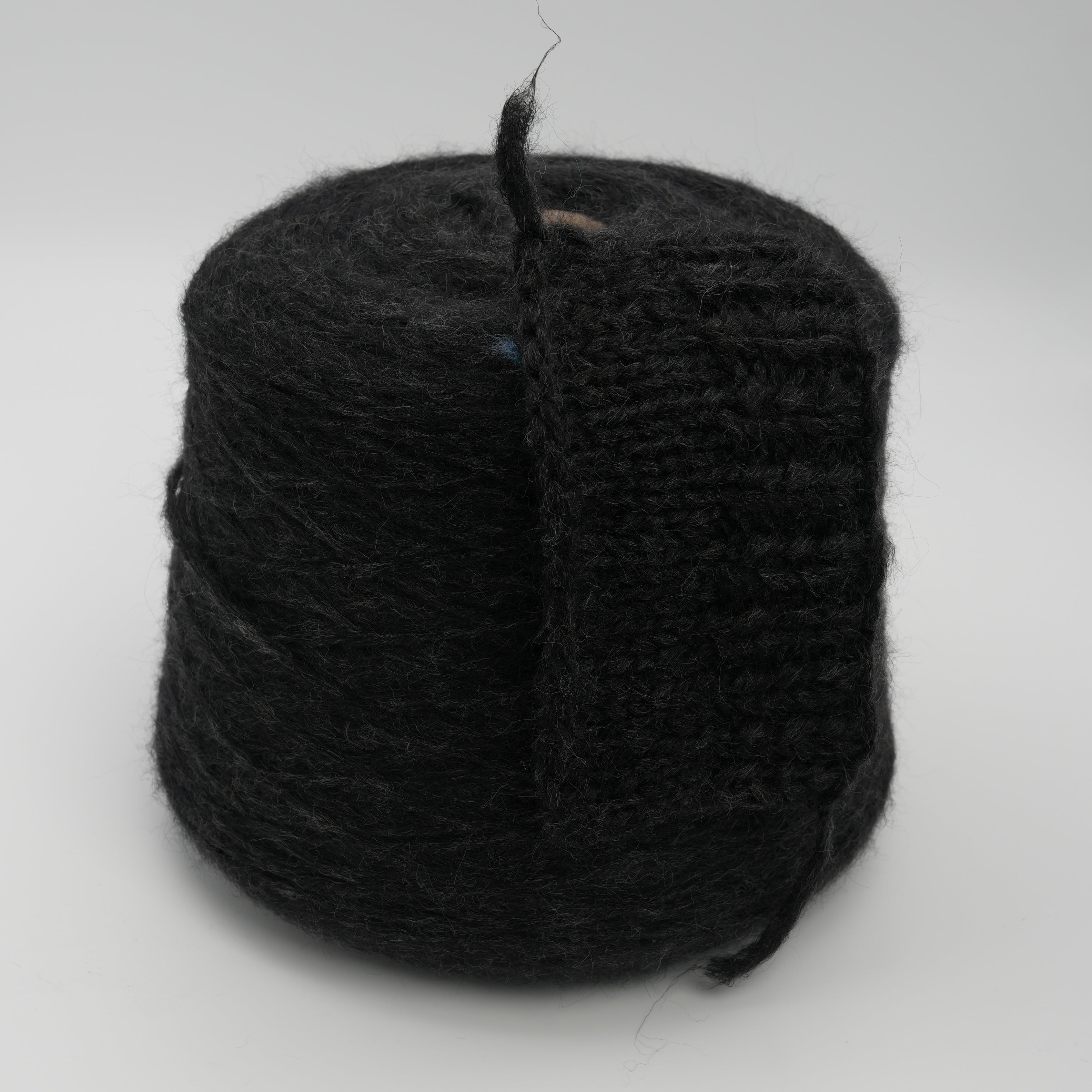 Softbaby NM2200 220m/100g (240yds/3.5oz), Charcoal Cloud – Alpaca, Wool & Polyamide Blend