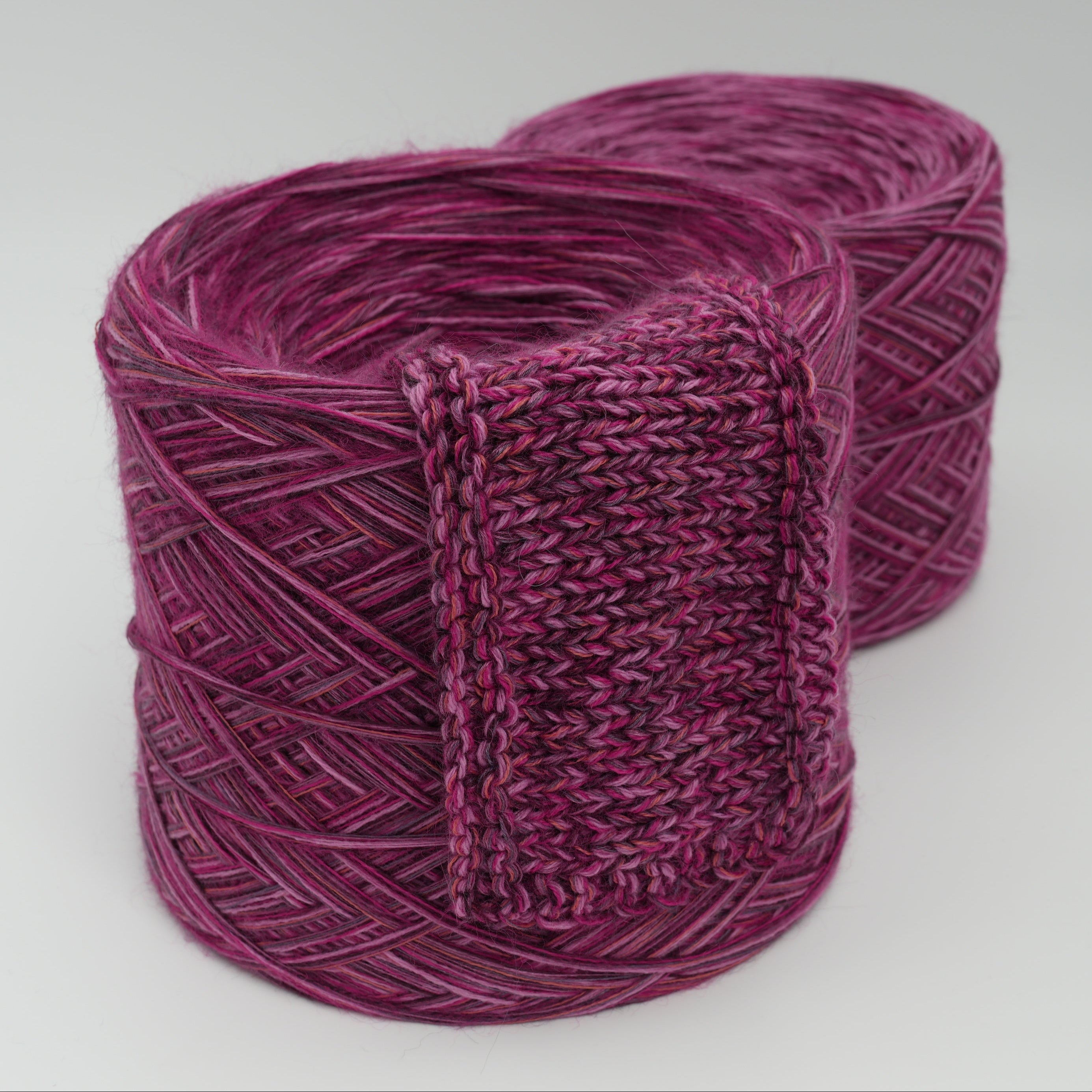 Yarnix – Blueberry Glaze – Merino, Cashmere, Silk & Mohair Blend