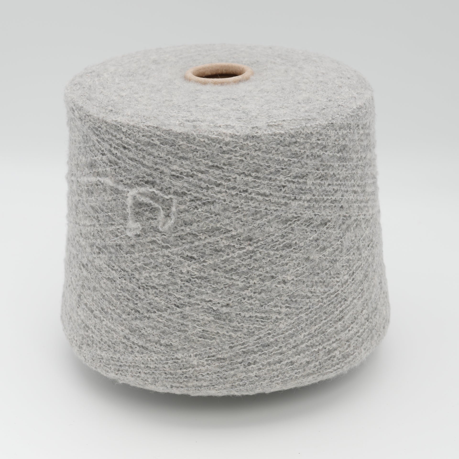 Ninetyfive Plume 5800 580m/100g (634yds/3.5oz) – 70WS/25PA/4WV/1EA