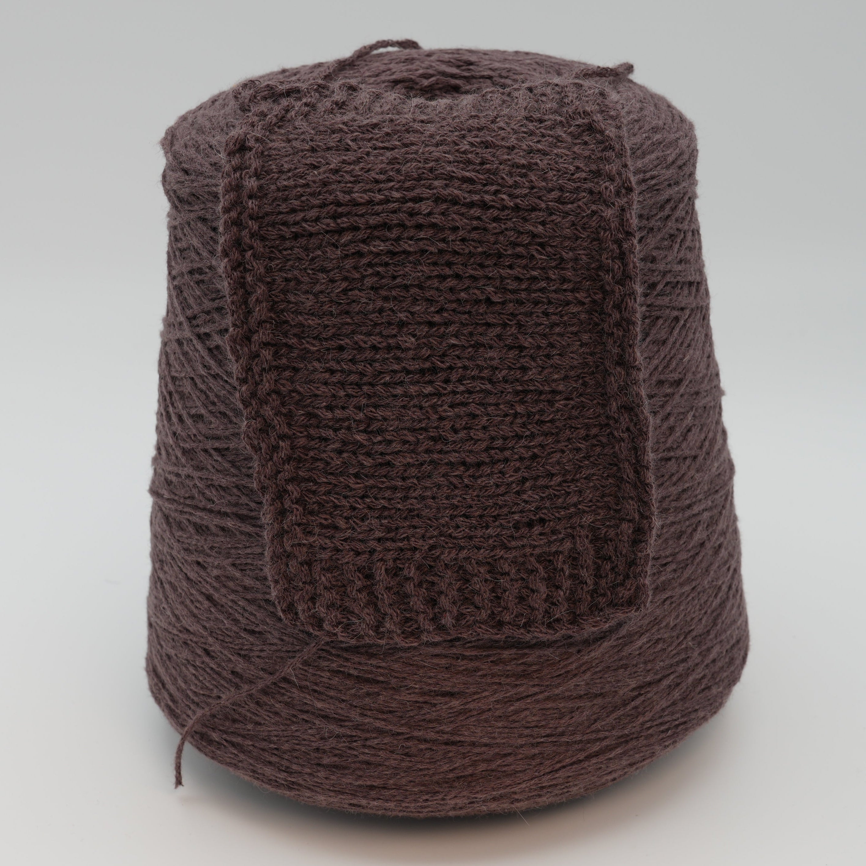 Fluido 2800 280m/100g (306yds/3.5oz) – 40WP/10WV/50PA