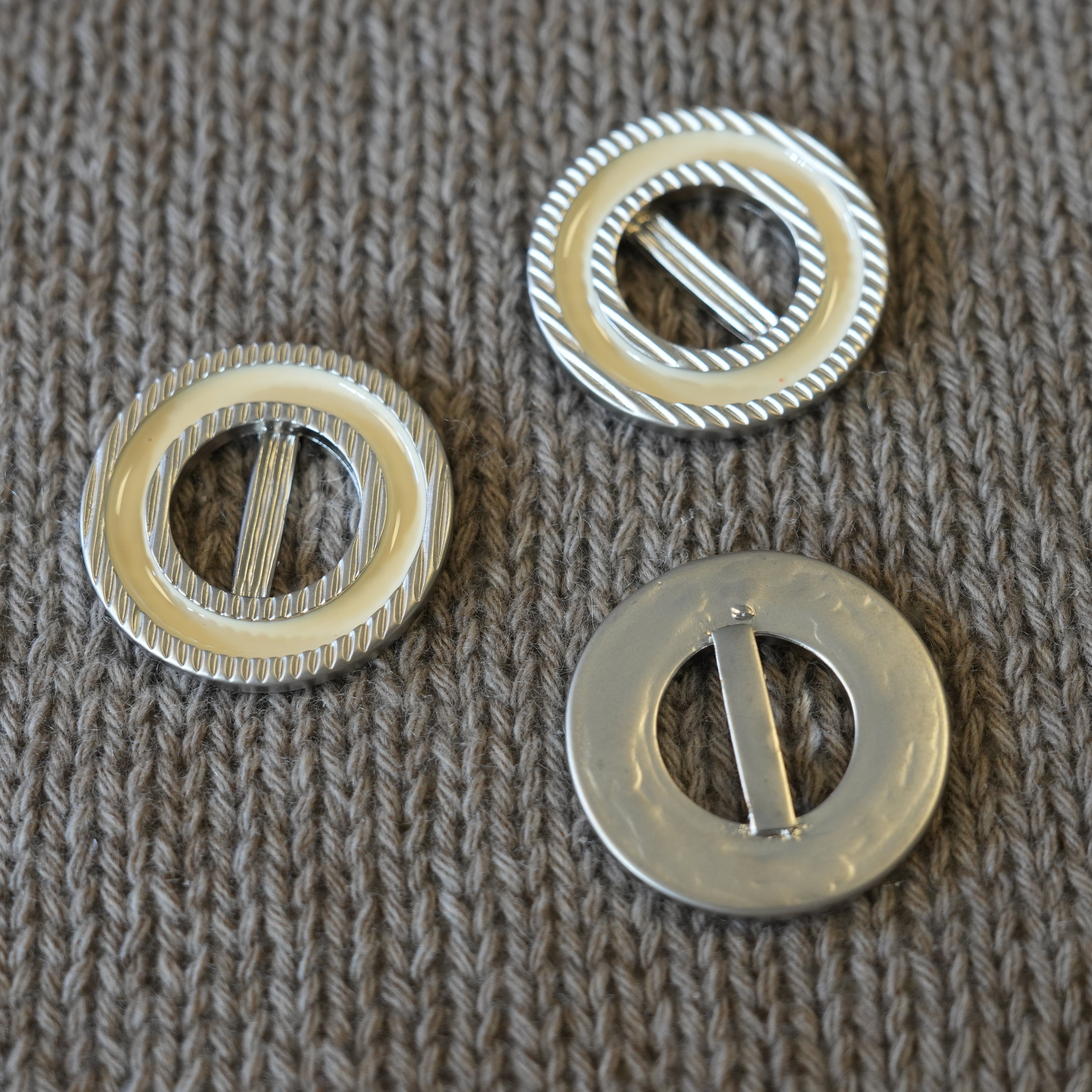 Button 34 mm · Shank · Fratelli Bonfanti (Italy)