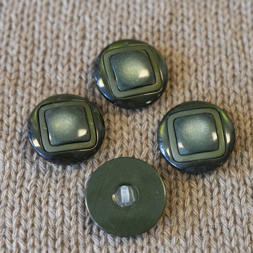 Button 28 mm · Shank · Fratelli Bonfanti (Italy)