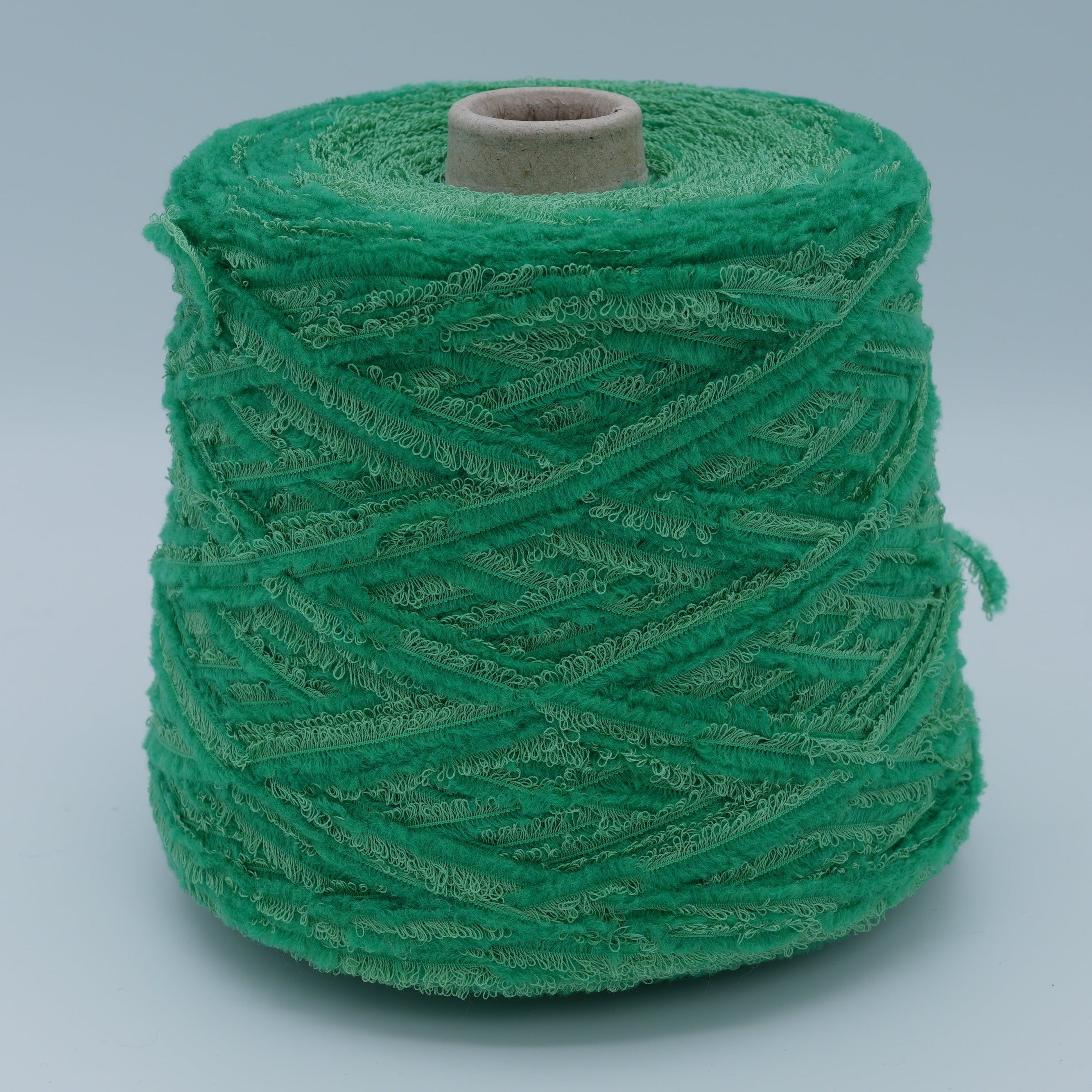 Octopus 1900 190m/100g (208yds/3.5oz) – 40WV 40CO 20PA