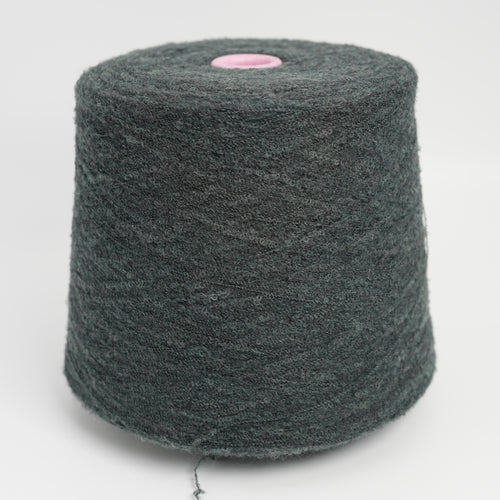 Victoria Boucle 14000 1400 m/100 g (1530 yds/3.5 oz) – 68WV 32PA