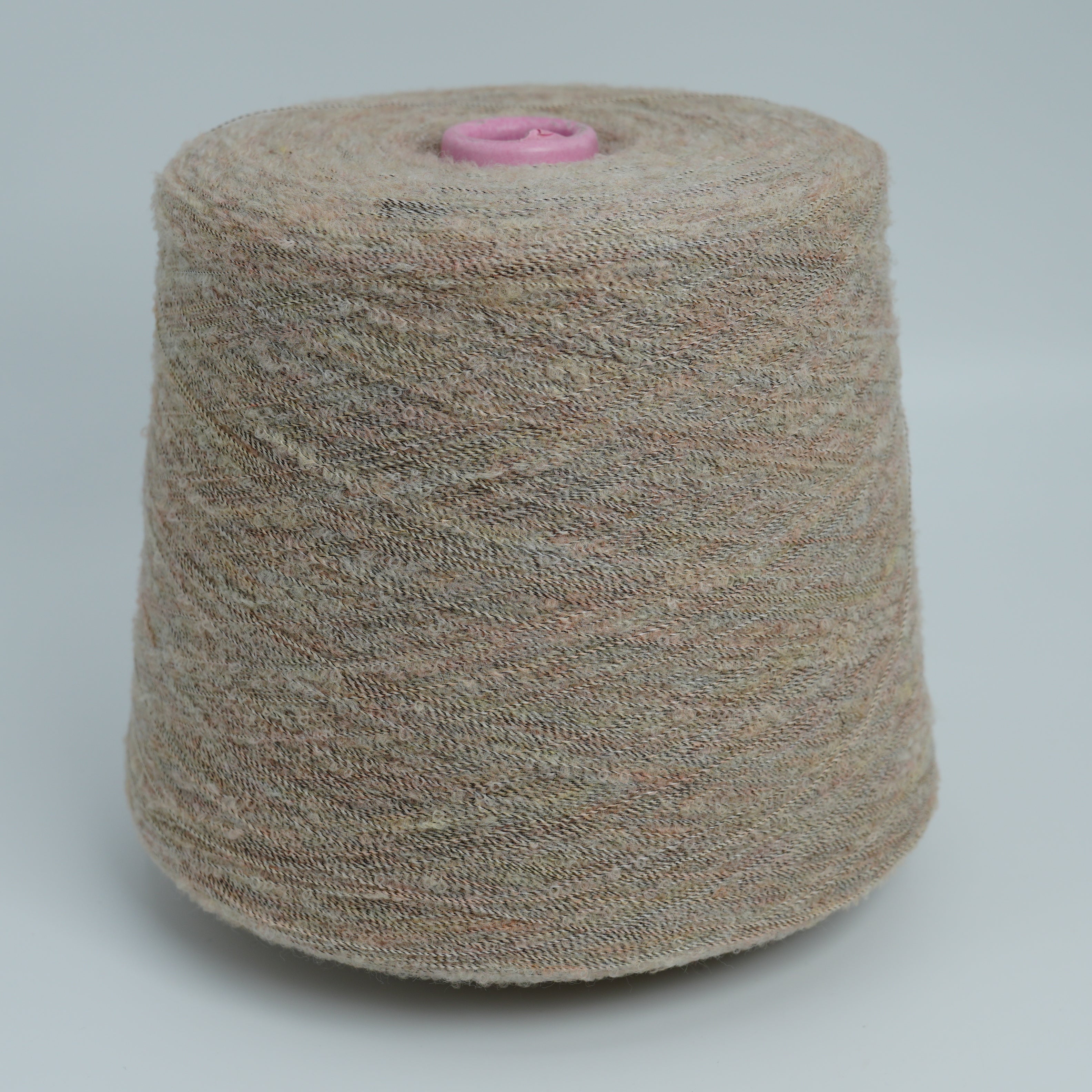 Victoria Boucle 14000 1400 m/100 g (1530 yds/3.5 oz) – 68WV 32PA