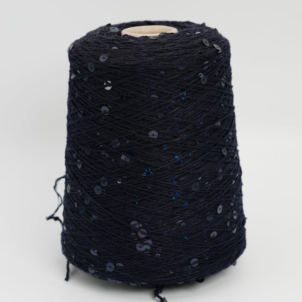 Cosmo 200m/100g (219yds/3.5oz), Blackout – 100% Merino Wool