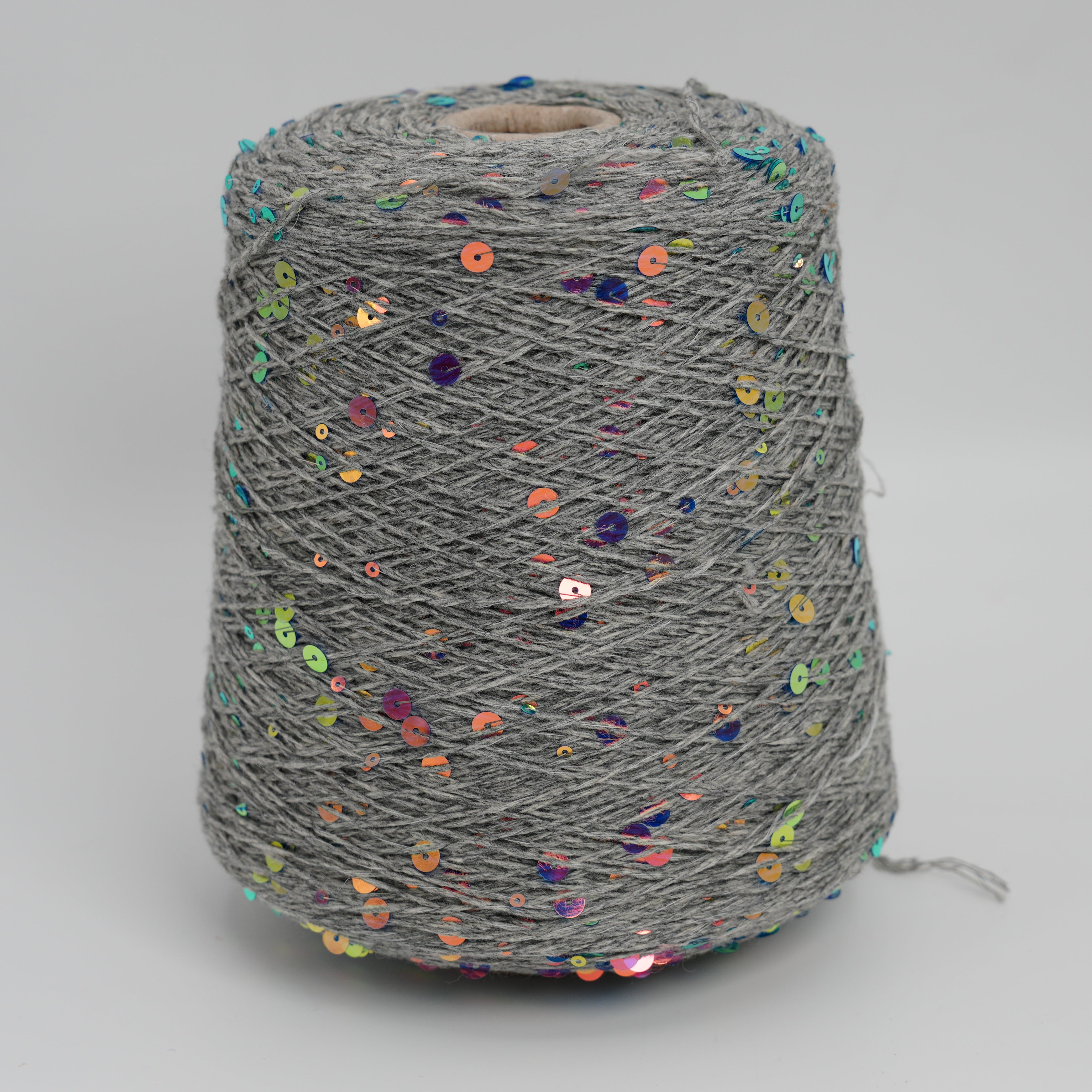 Cosmo 4000 400m/100g (437yds/3.5oz) – 100WV Sequins 6mm&3mm