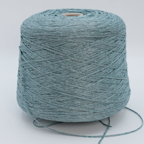 Focus 2200 220m/100g (240yds/3.5oz) (Worsted) 82VI 18LU
