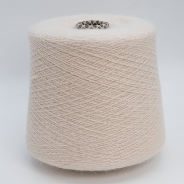 Angora 7000 700m/100g (768yds/3.5oz) (Lace) 70WA 30PA