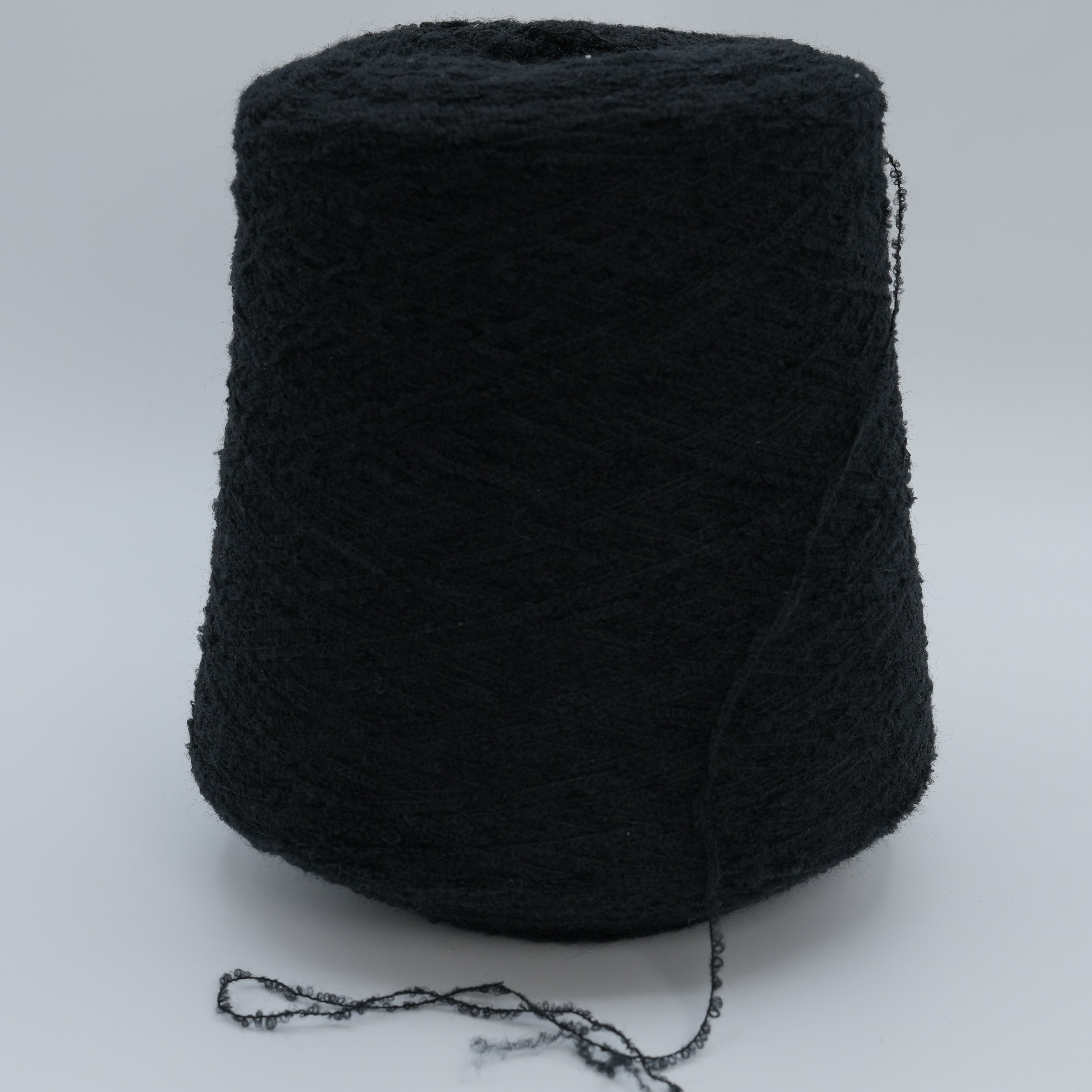 Mousse 8000 · 800m/100g (875yds/3.5oz) · Lace · 80WV 20PA