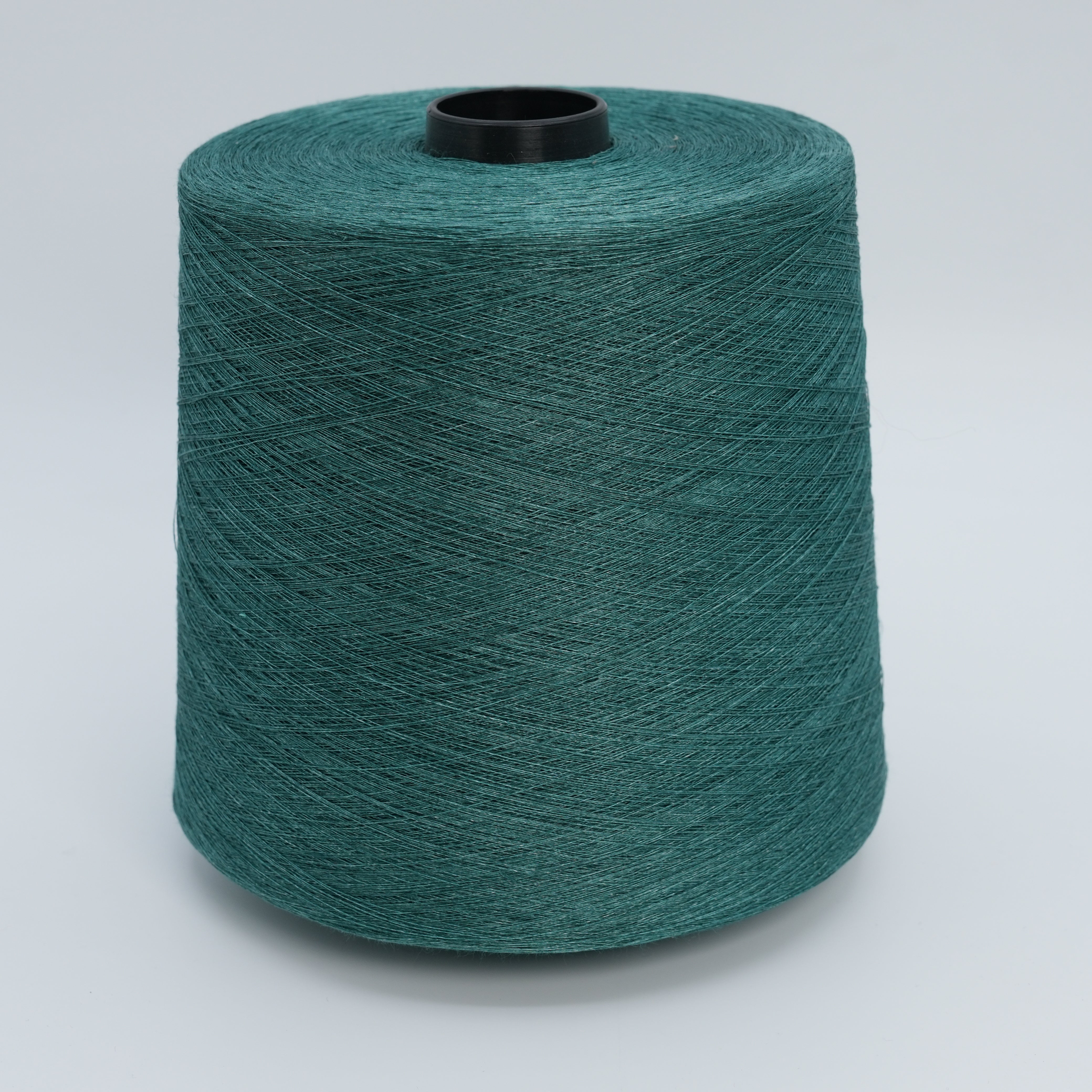 Skarikato 2/28000 · 1400m/100g (1531yds/3.5oz) (Ultra Fine) · 100Li