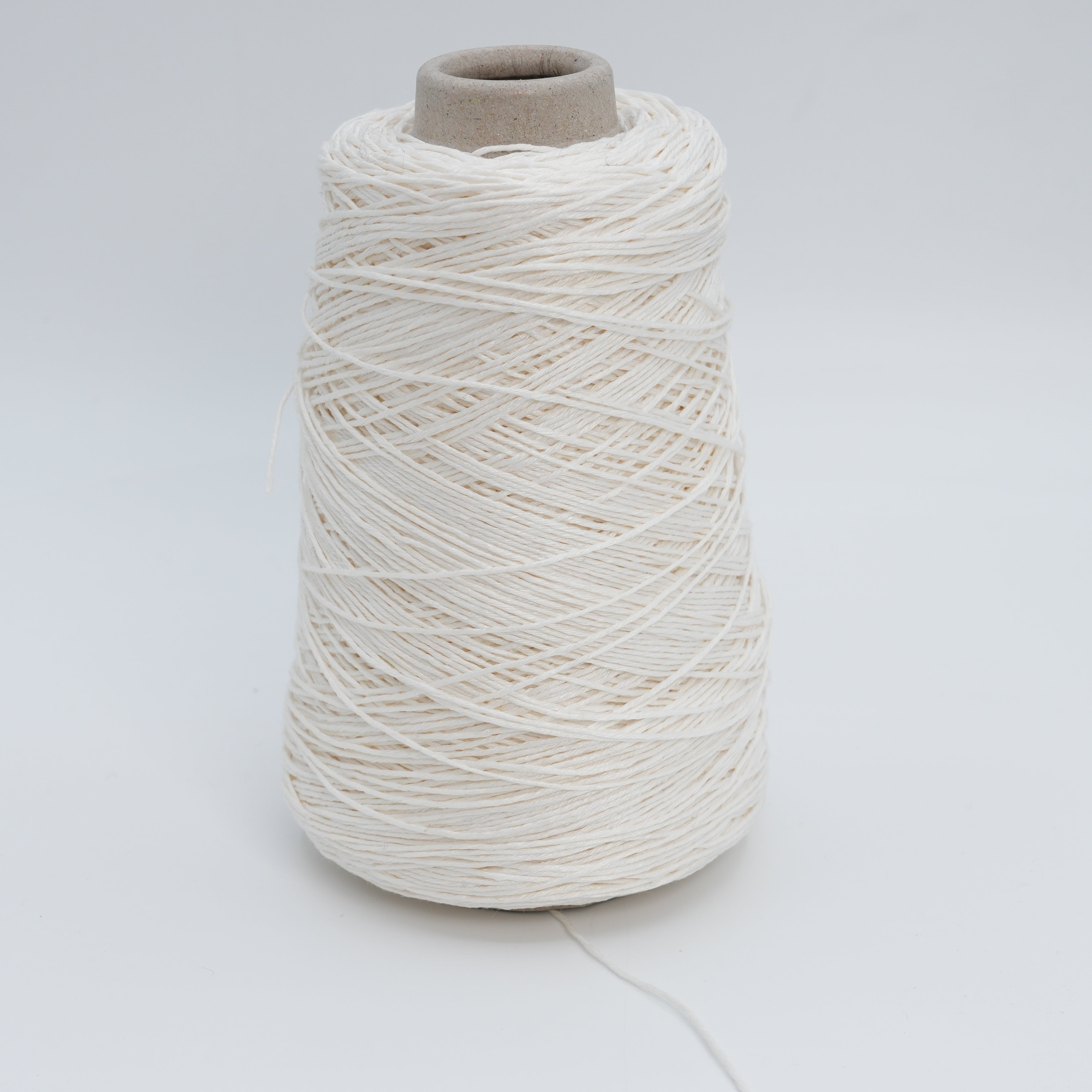 Pratolino 4000 · 400m/100g (437yds/3.5oz) (Fingering) · 100Li