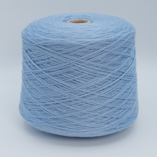 Daffodil 3900 · 390m/100g (427yds/3.5oz) · Fingering · 67WV 23Se 10PA