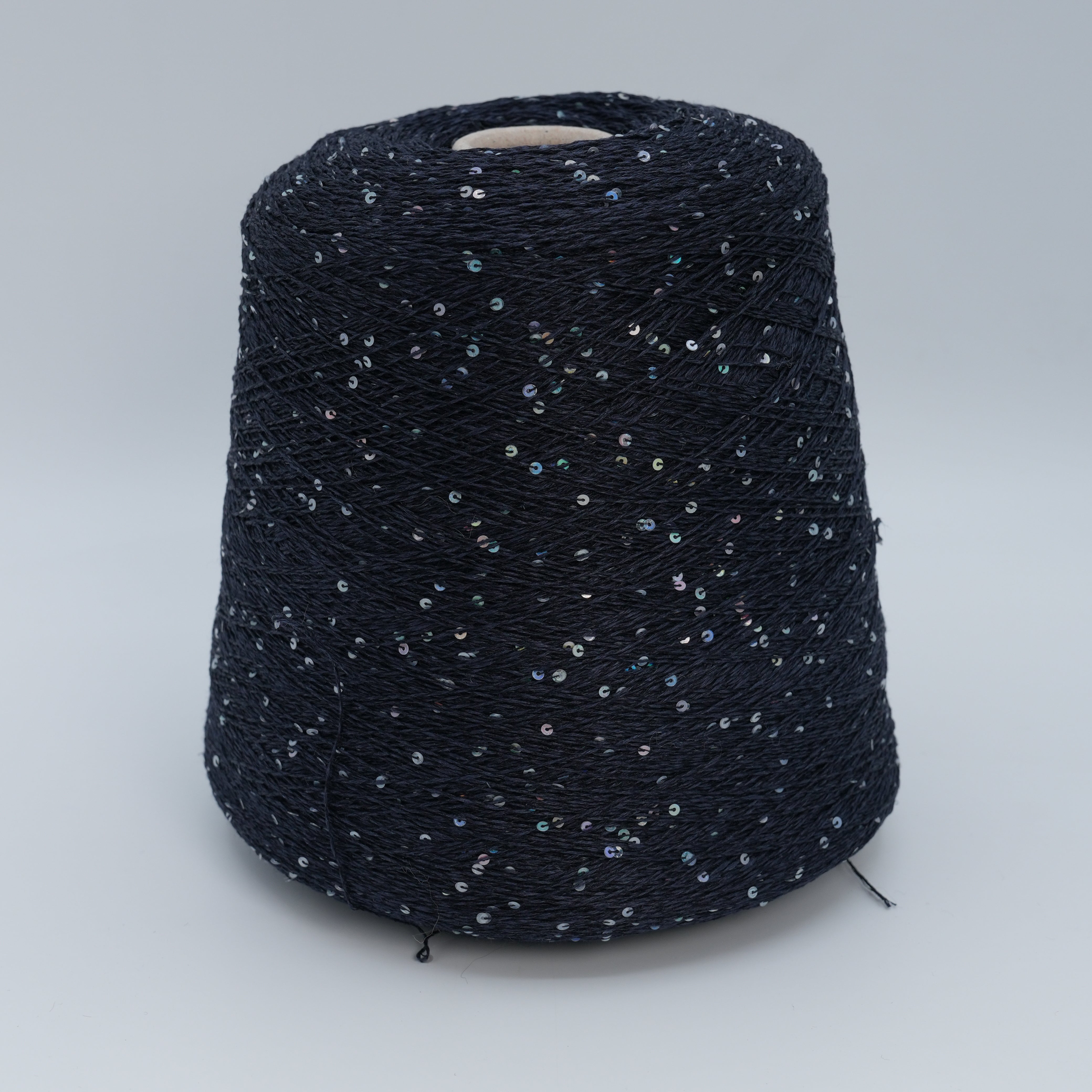 Paillettes 5500 · 550m/100g (601yds/3.5oz) · Lace · 100PL