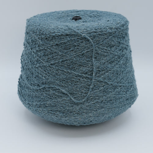 Lavinia Super 1/2.8 · 280m/100g (306yds/3.5oz) · DK · 50Wo 30WP 20Se